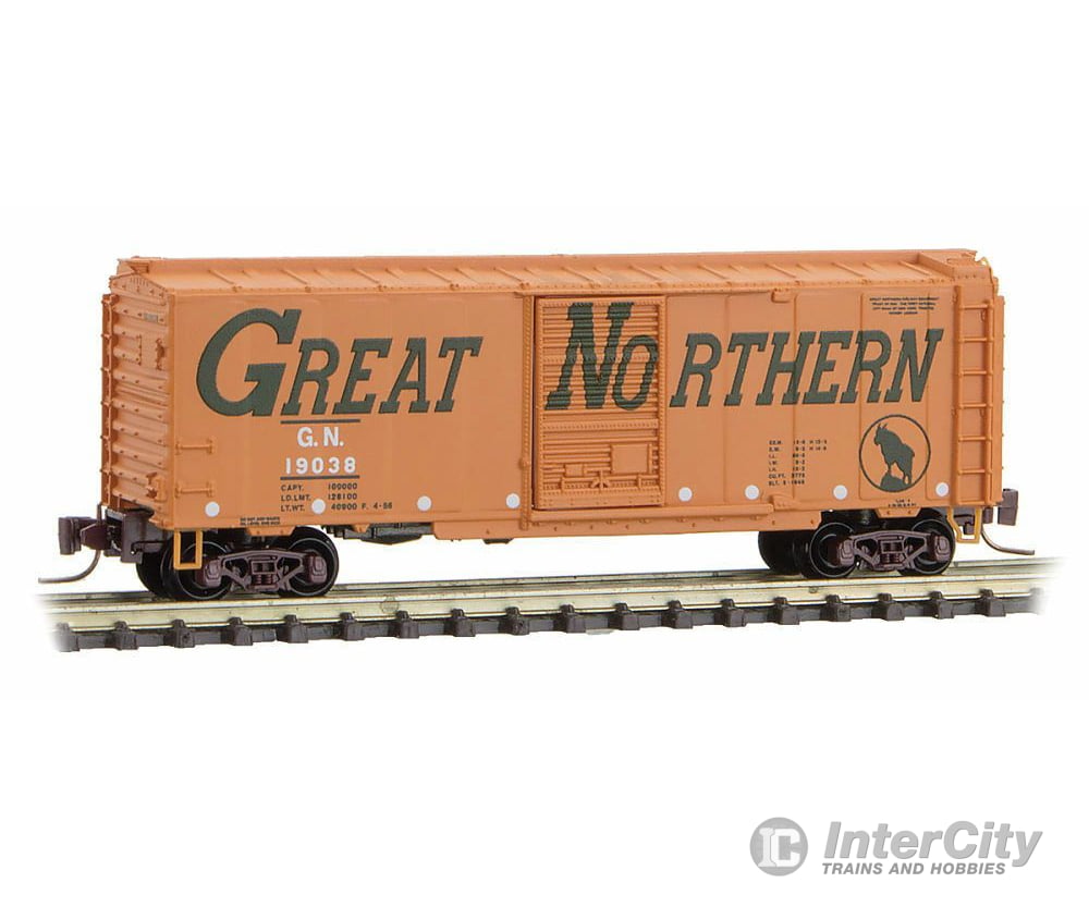 Micro Trains Z 50000970 40 Single-Door Boxcar - Ready To Run -- Great Northern 19038 (1956