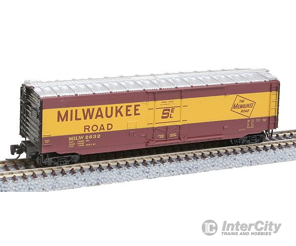 Micro Trains Z 50700431 50 Plug-Door Boxcar - Ready To Run -- Milwaukee Road #2632 (Brown Yellow