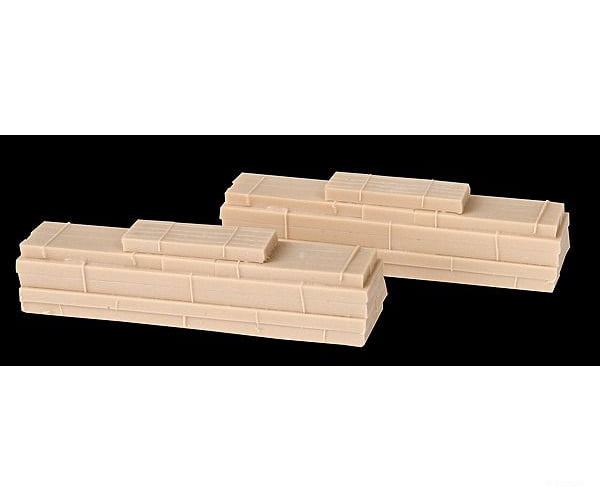 Micro Trains 79943922 Freight Car Loads - 40’ Timber Load Pkg(2) & Containers