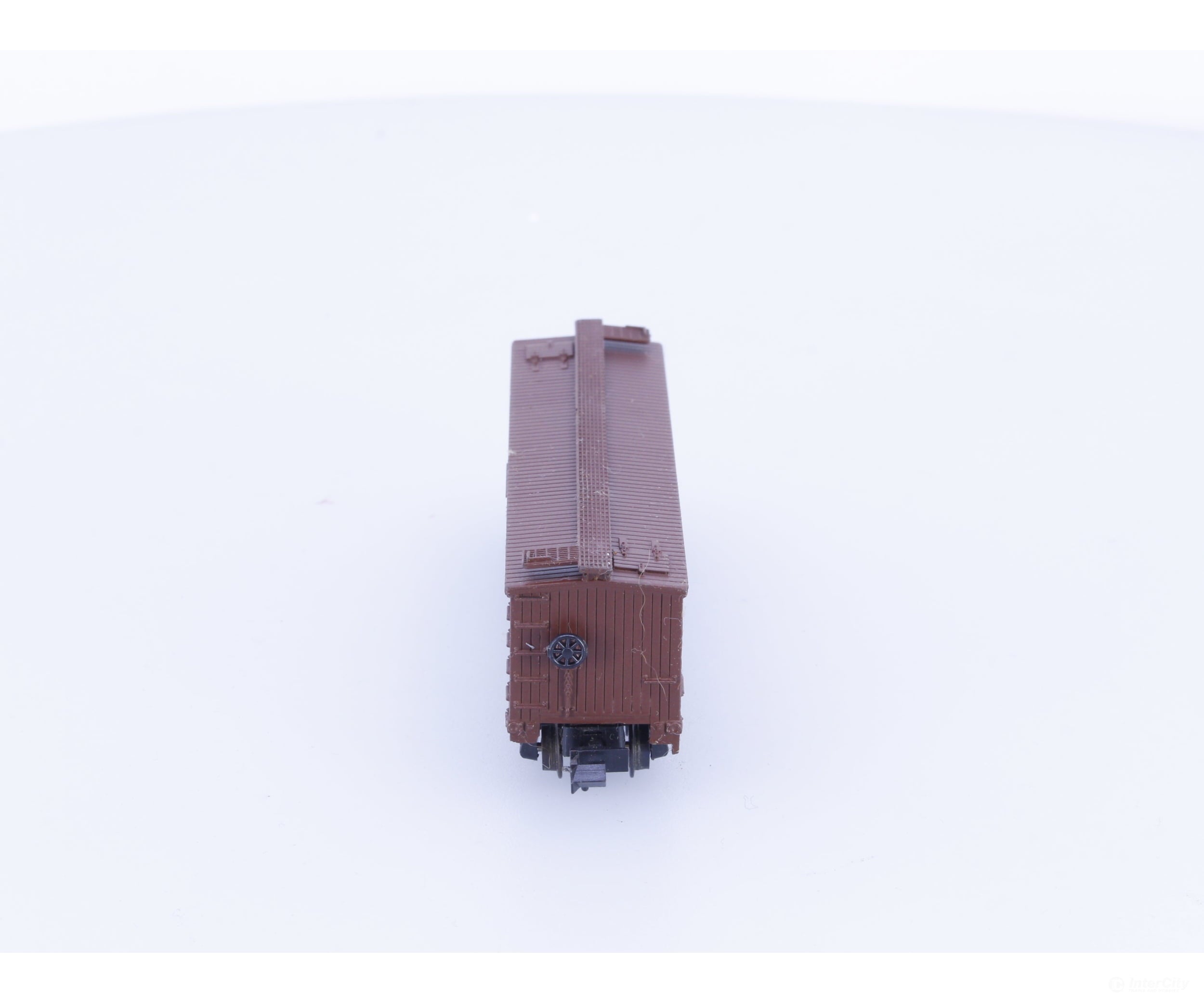 Minitrix 51324900 N 40’ Refrigerator Boxcar Undecorated Freight Cars
