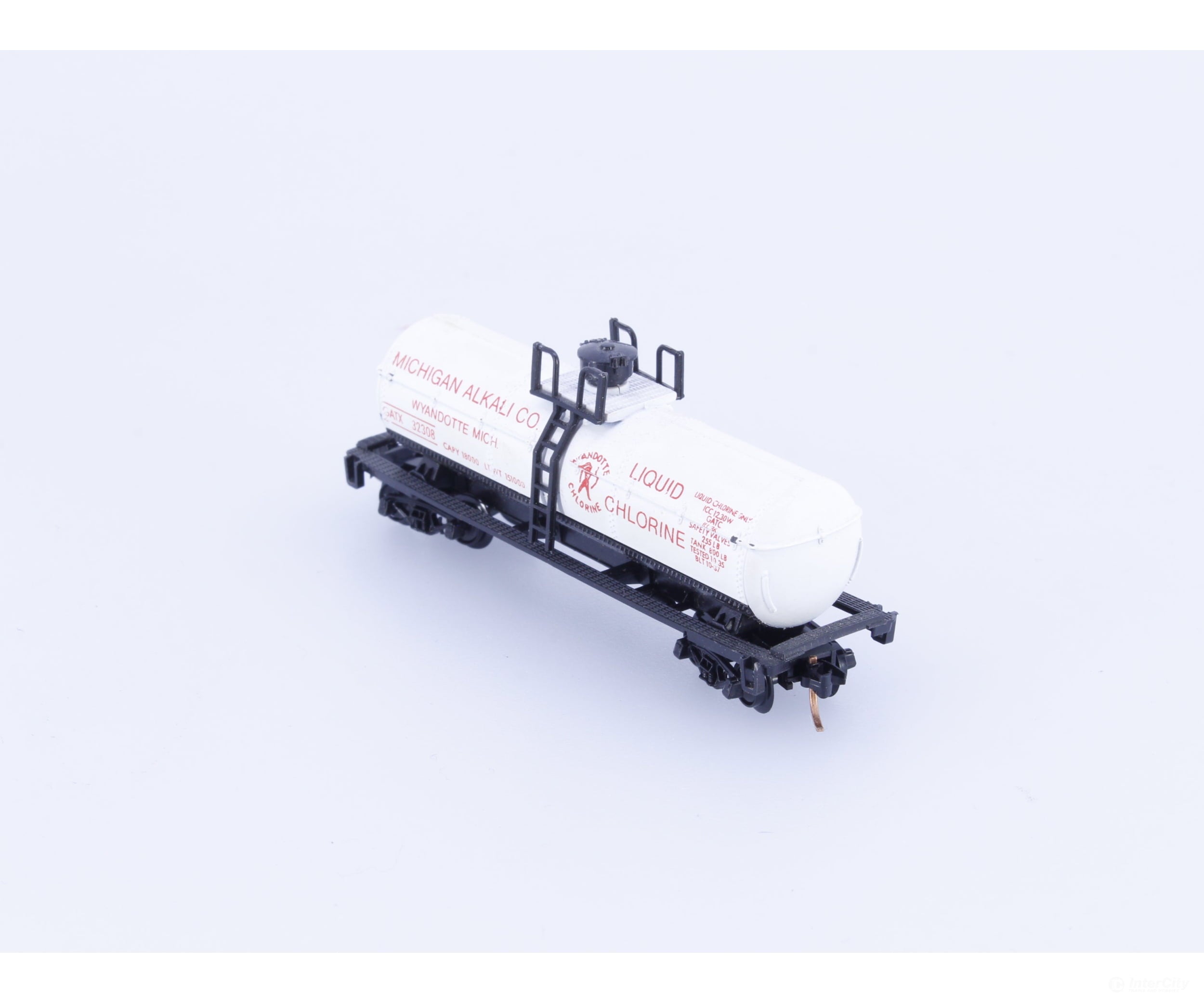 Minitrix 51329200 N Single Dome Tank Car Michigan Alkali Co GATX Corporation (GATX) 32308 Freight Cars