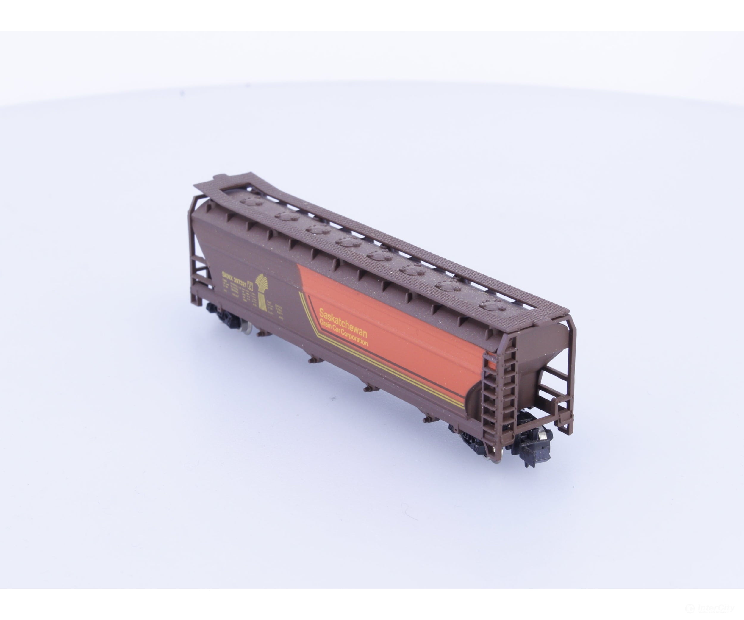 Model Power 3465 N 55’ Cylindrical Hopper Saskatchewan (SKNX) 397321 - Freight Cars