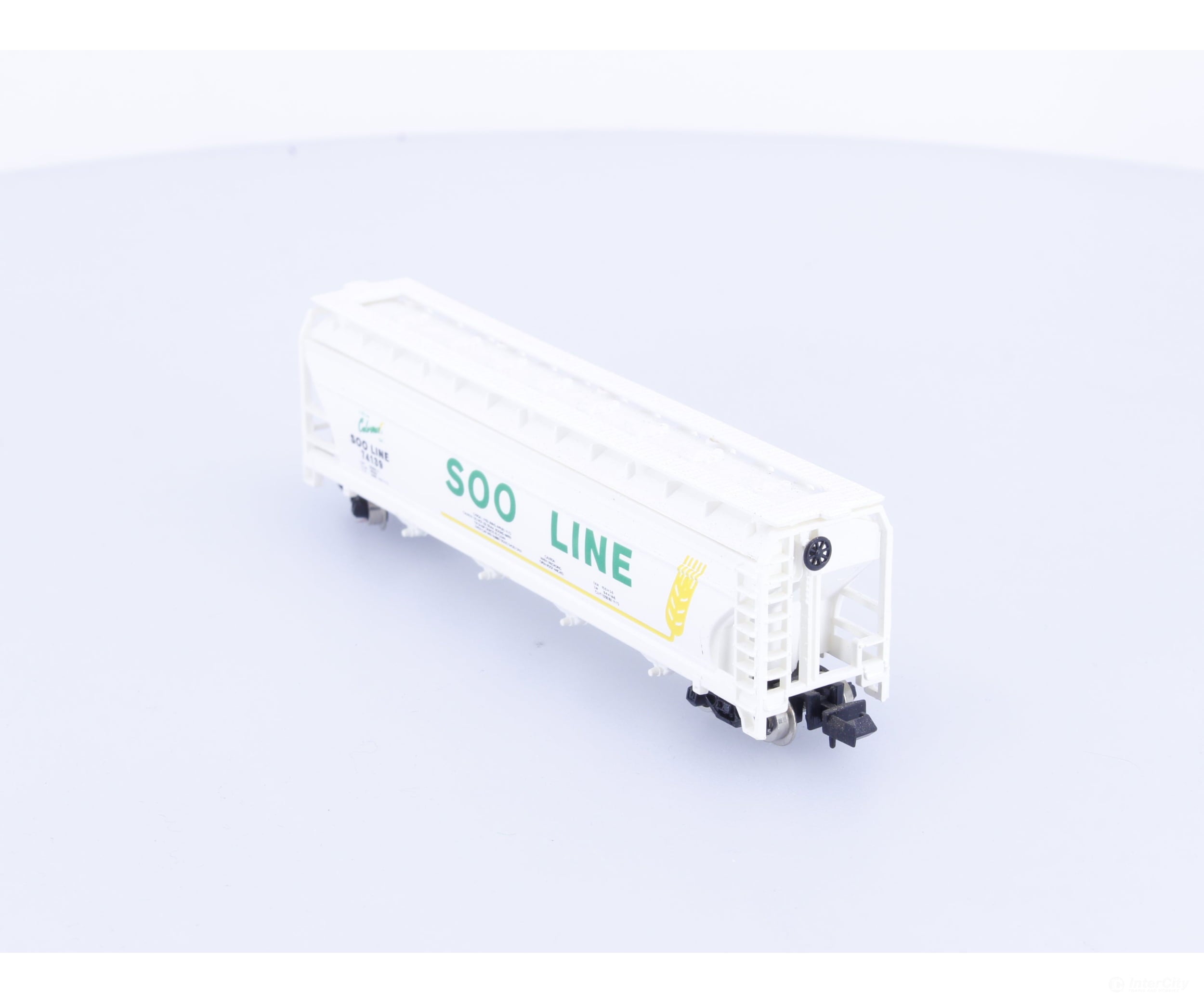 Model Power 3492 N 55’ Cylindrical Hopper Soo Line (SOO) 74139 - Freight Cars