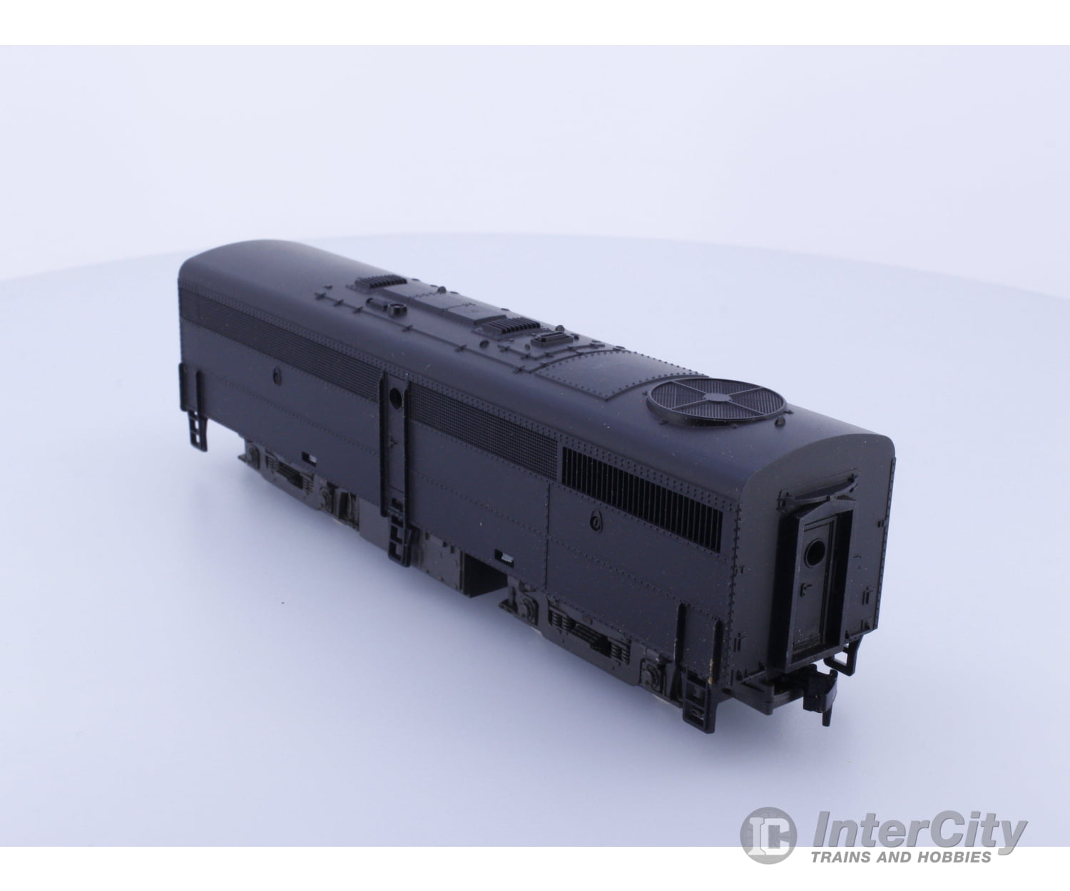 Model Power 859 HO FB 2 Dummy Non Powered Undecorated Locomotives