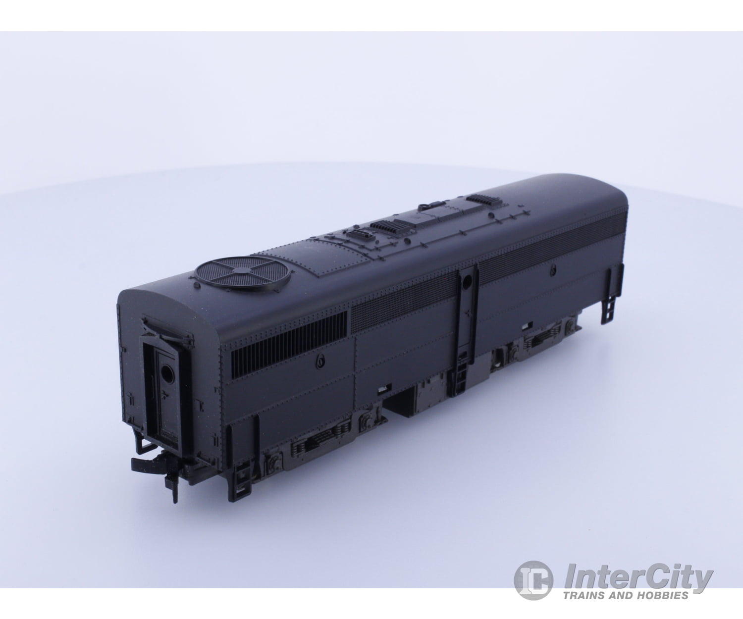 Model Power 859 HO FB 2 Dummy Non Powered Undecorated Locomotives