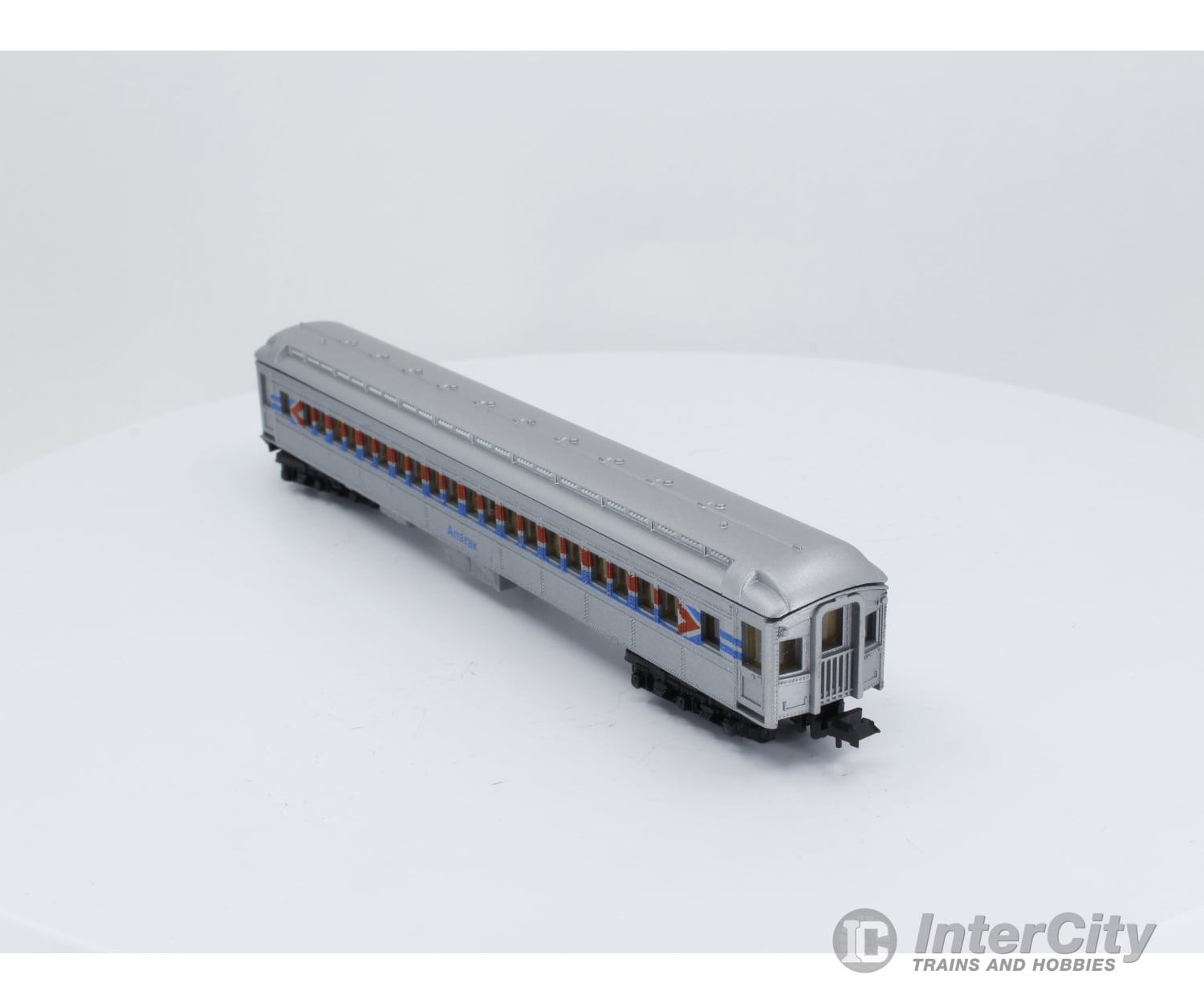 Model Power outlets Train Cars