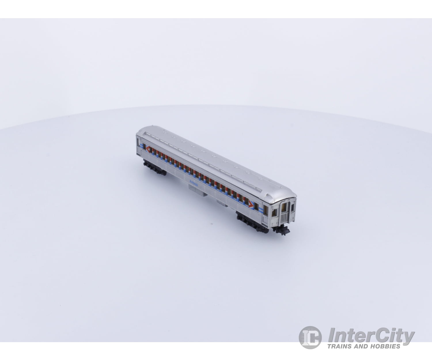 Model Power 8623 N Passenger Car Amtrak (AMTK) (2) Passenger Cars