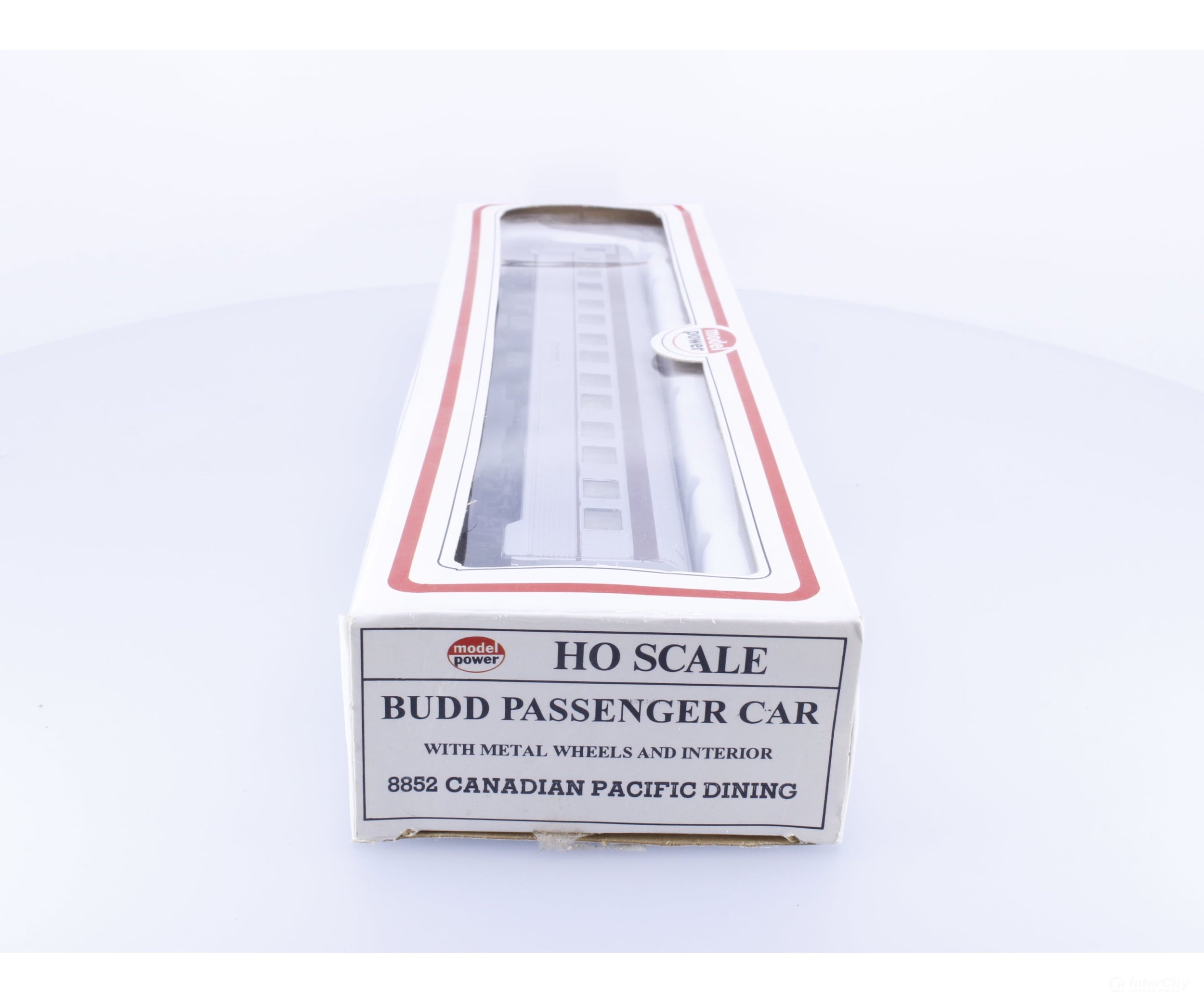 Model Power 8852 HO Budd Dining Car Canadian Pacific (CP) Stuart Manor Passenger Cars