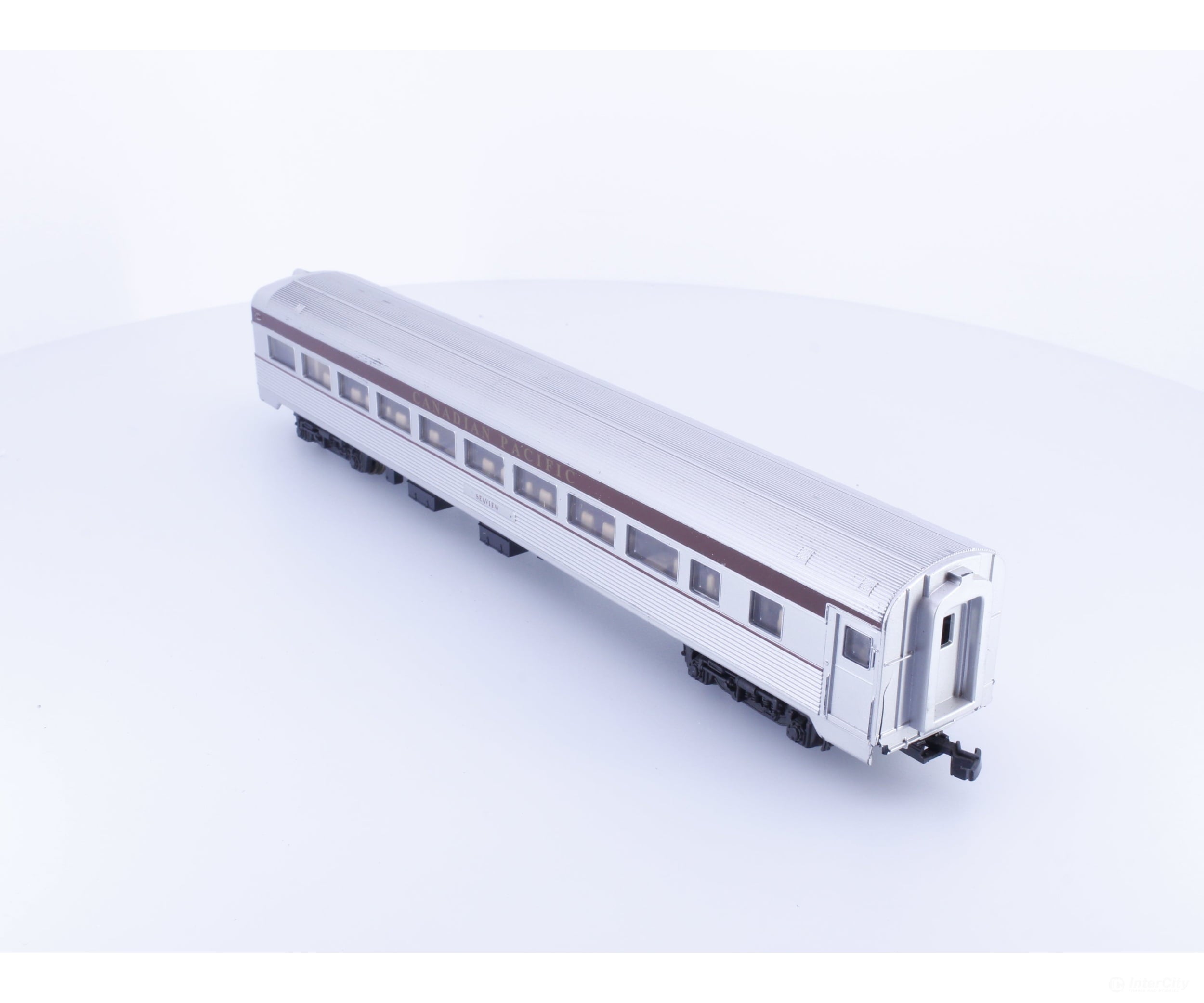 Model Power 8853 HO Budd Observation Car Canadian Pacific (CP) Seaview Passenger Cars