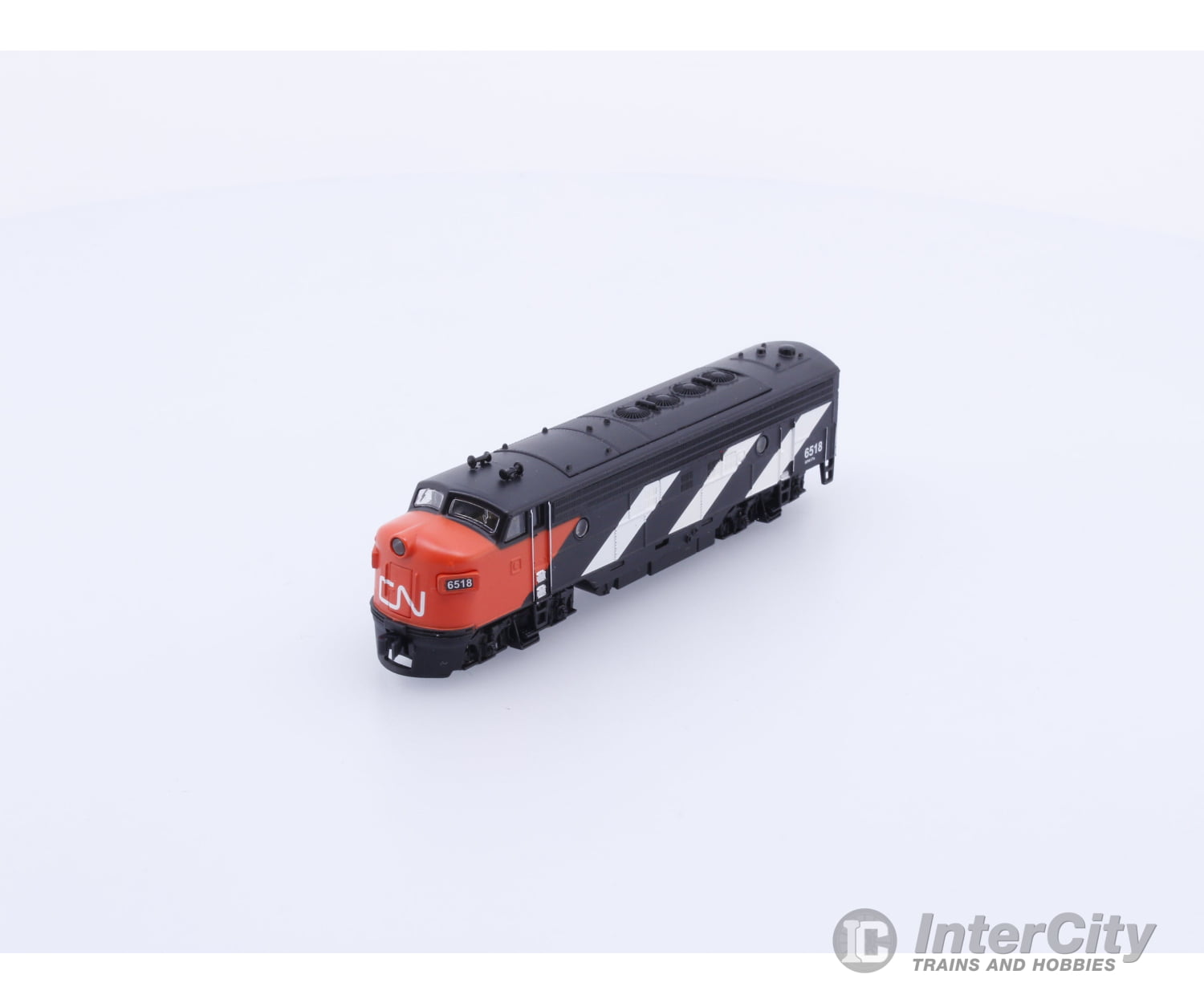 Model Power N F-7A Canadian National (CN) 6518 Analog DC Locomotives
