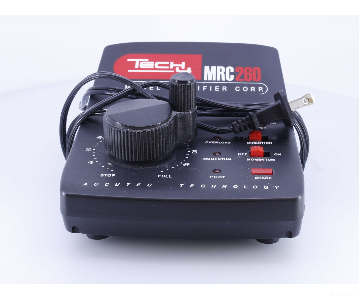 MRC MRCAB131 Tech 4 Analog DC Train Controller with Momentum - Analog Throttles & Power
