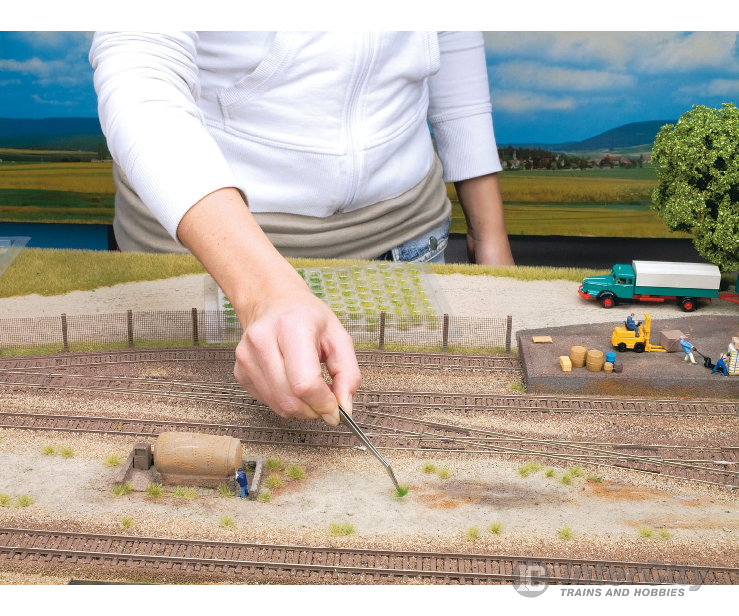 Noch 07043 Grass Tufts Mini Set XL ’blooming’ Grass & Scenery Mats