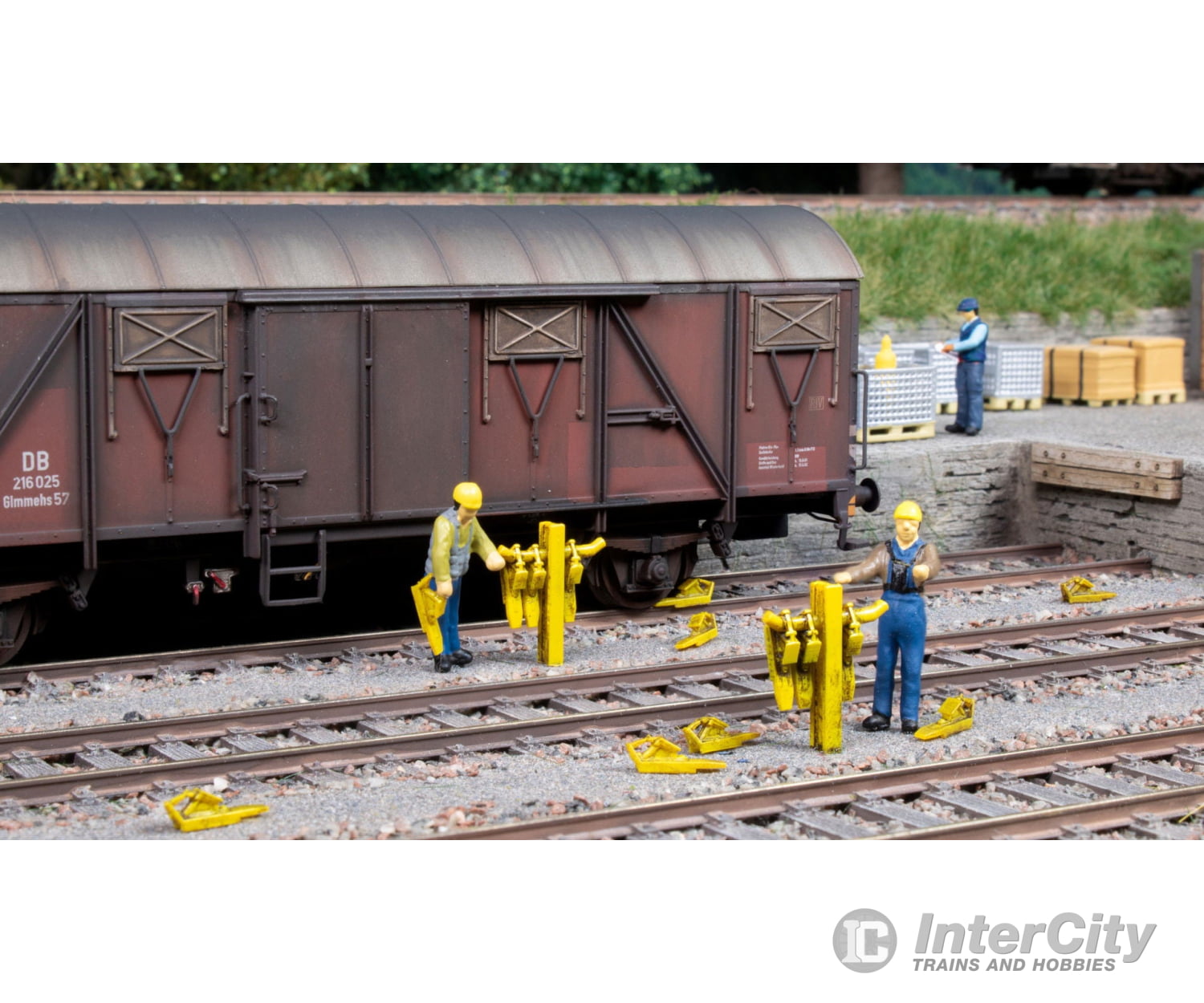 Noch 13606 HO Wheel Blocks Set Scenery Details