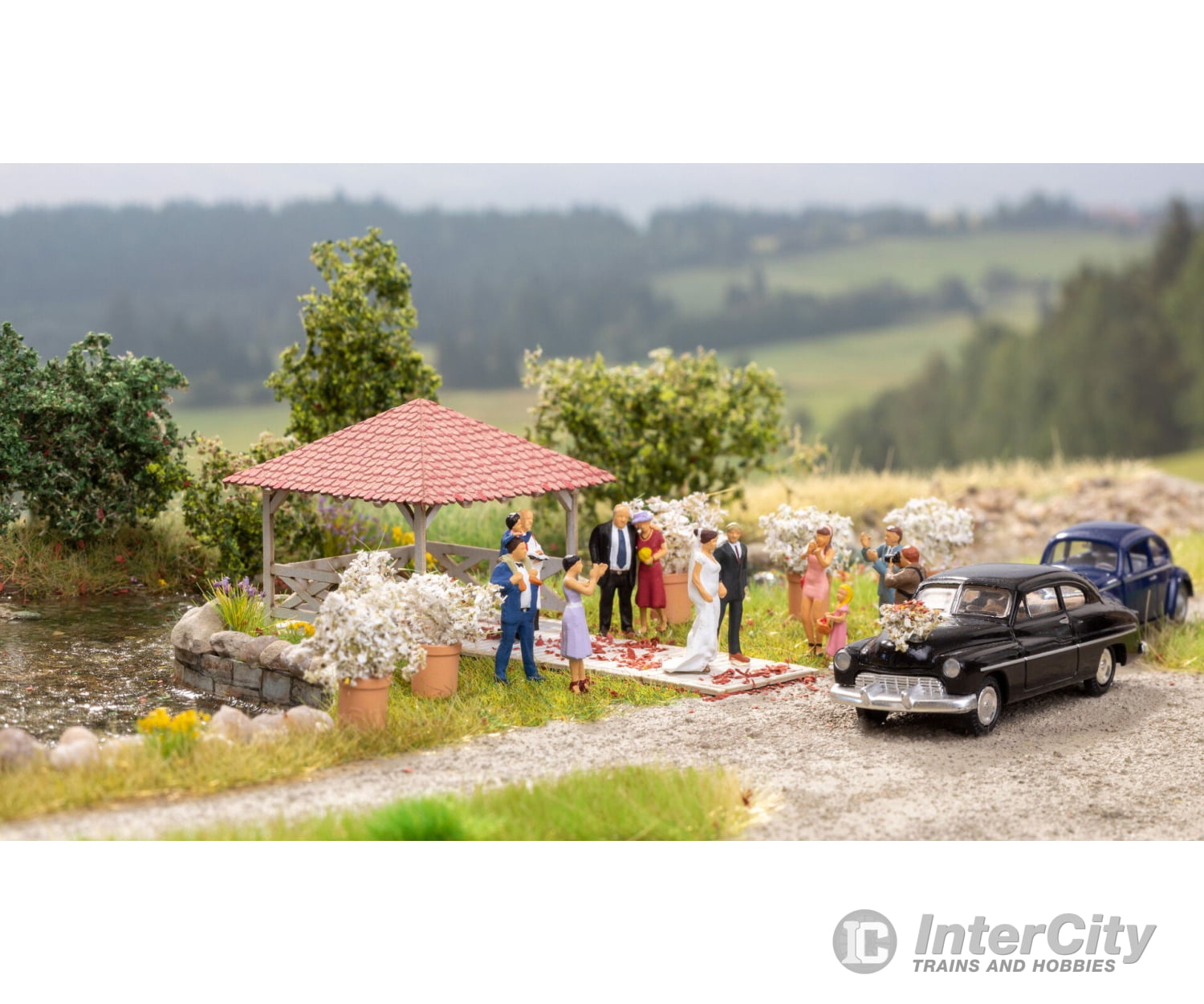 Noch 14263 HO Event Pavilion Scenery Details