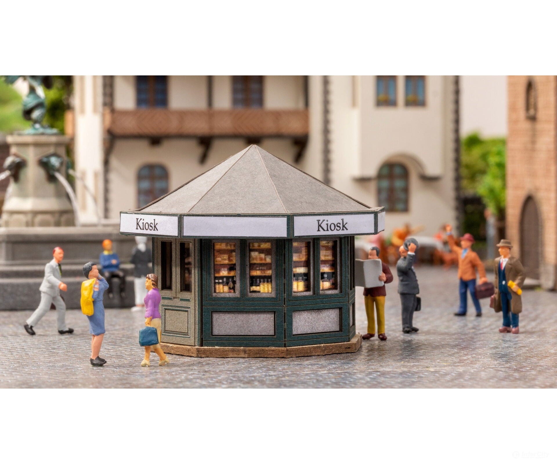Noch 14320 HO Kiosk Scenery Details