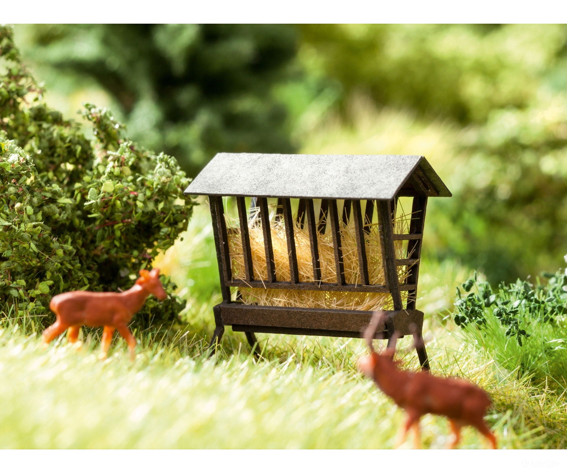 Noch 14343 HO Hay Feeder Scenery Details