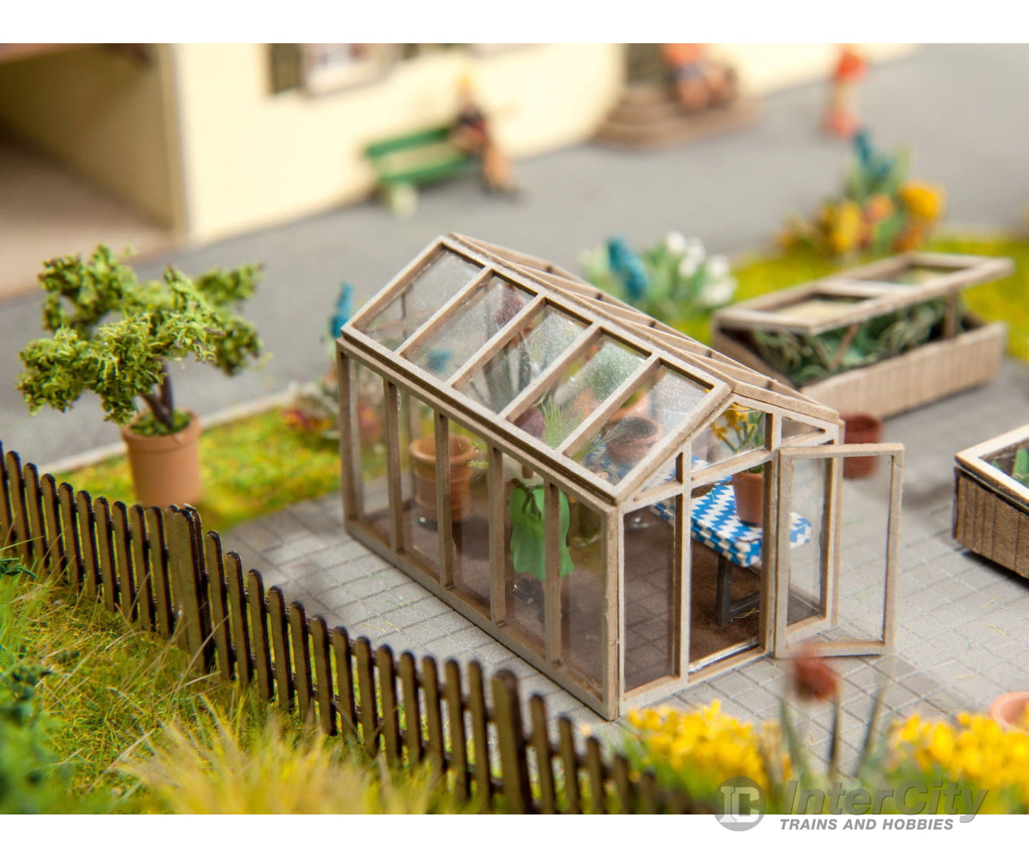 Noch 14357 HO Green house Scenery Details