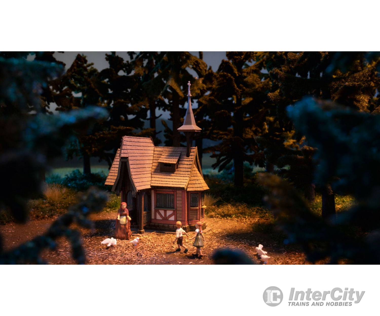 Noch 15804 HO Hansel and Gretel with Witch Figures