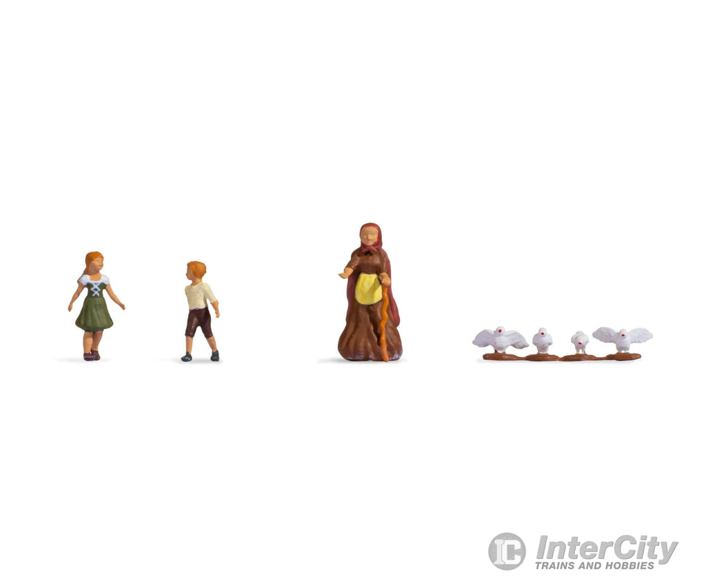 Noch 15804 HO Hansel and Gretel with Witch Figures