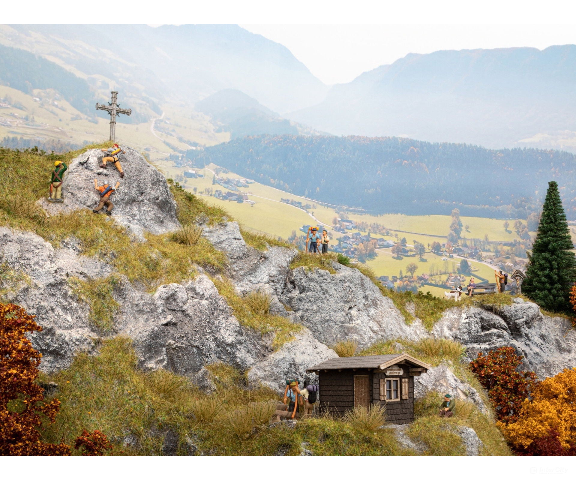 Noch 16210 HO Themed Figures Sets ’In the Mountains’ Figures