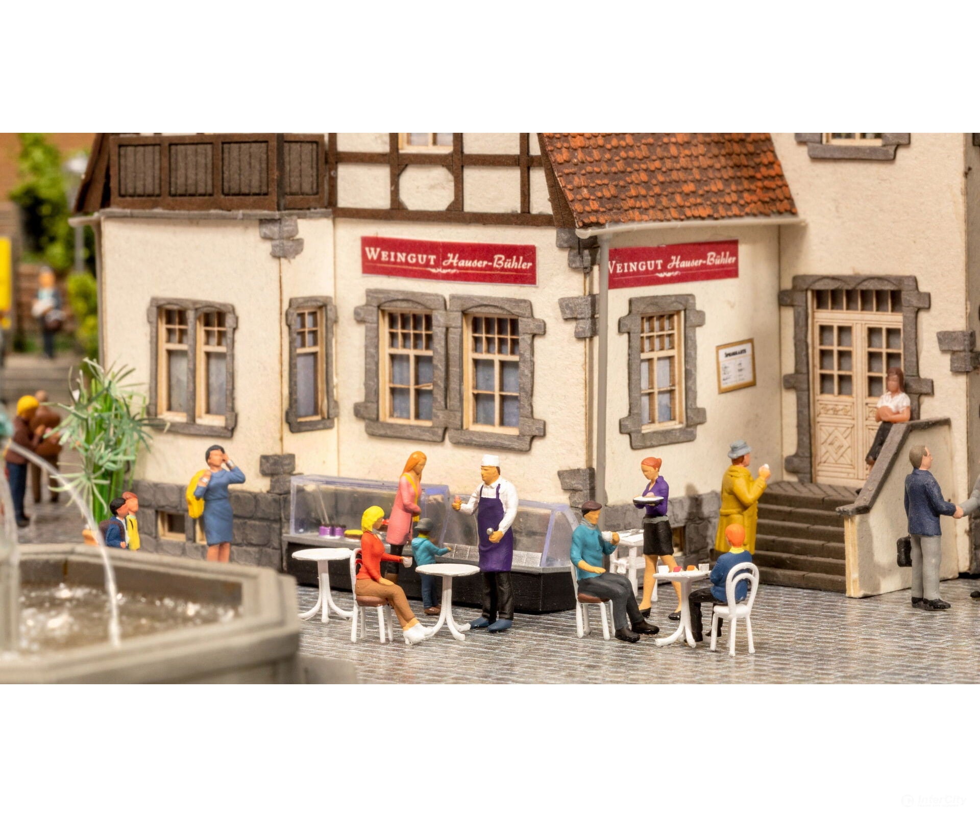 Noch 16245 HO Themed Figures Set ’Café’ Figures
