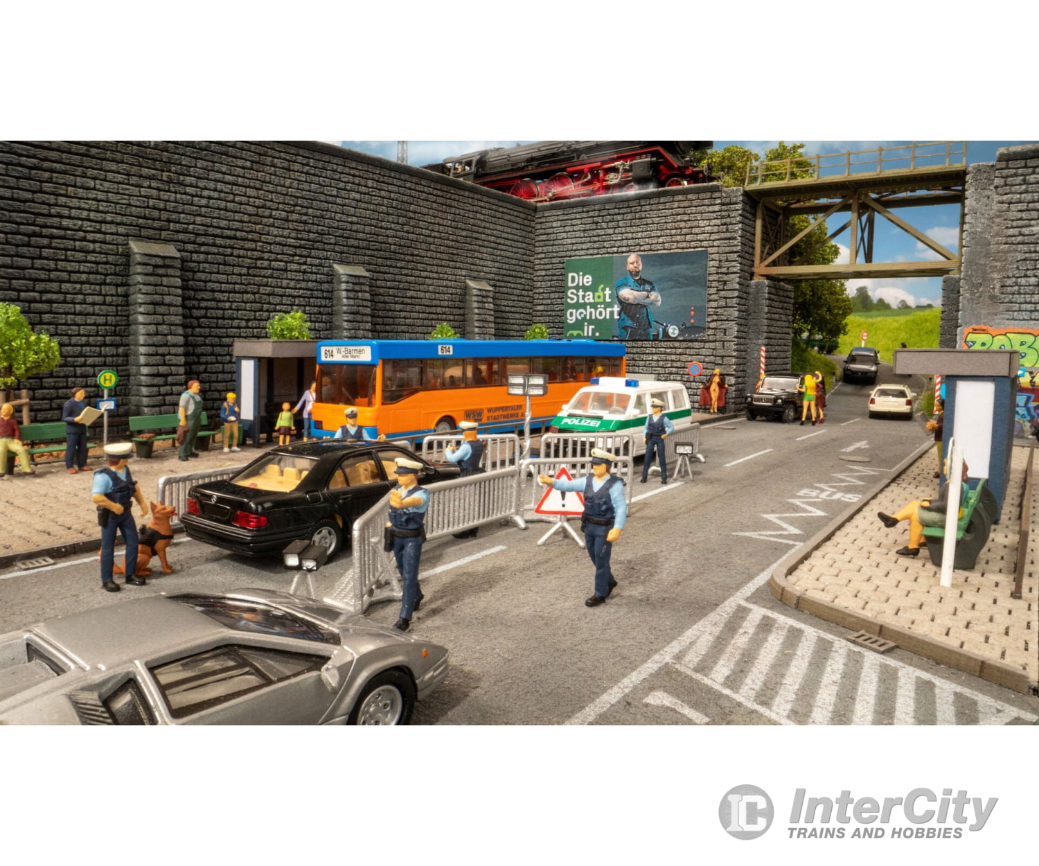 Noch 16260 HO Themed Figures Set ’Police operation’ Figures