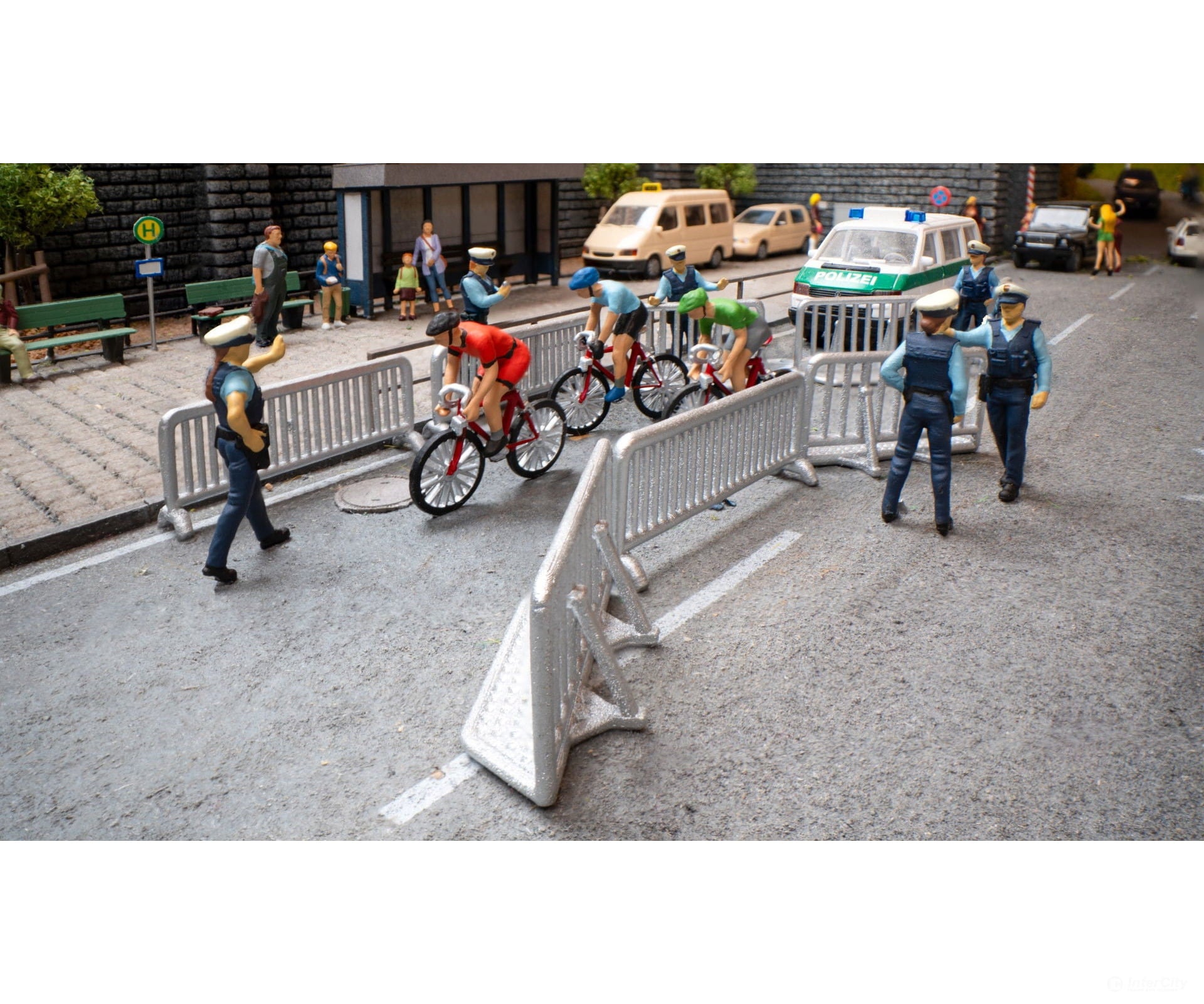 Noch 16290 HO Themed Figures Set Cycling Race Figures