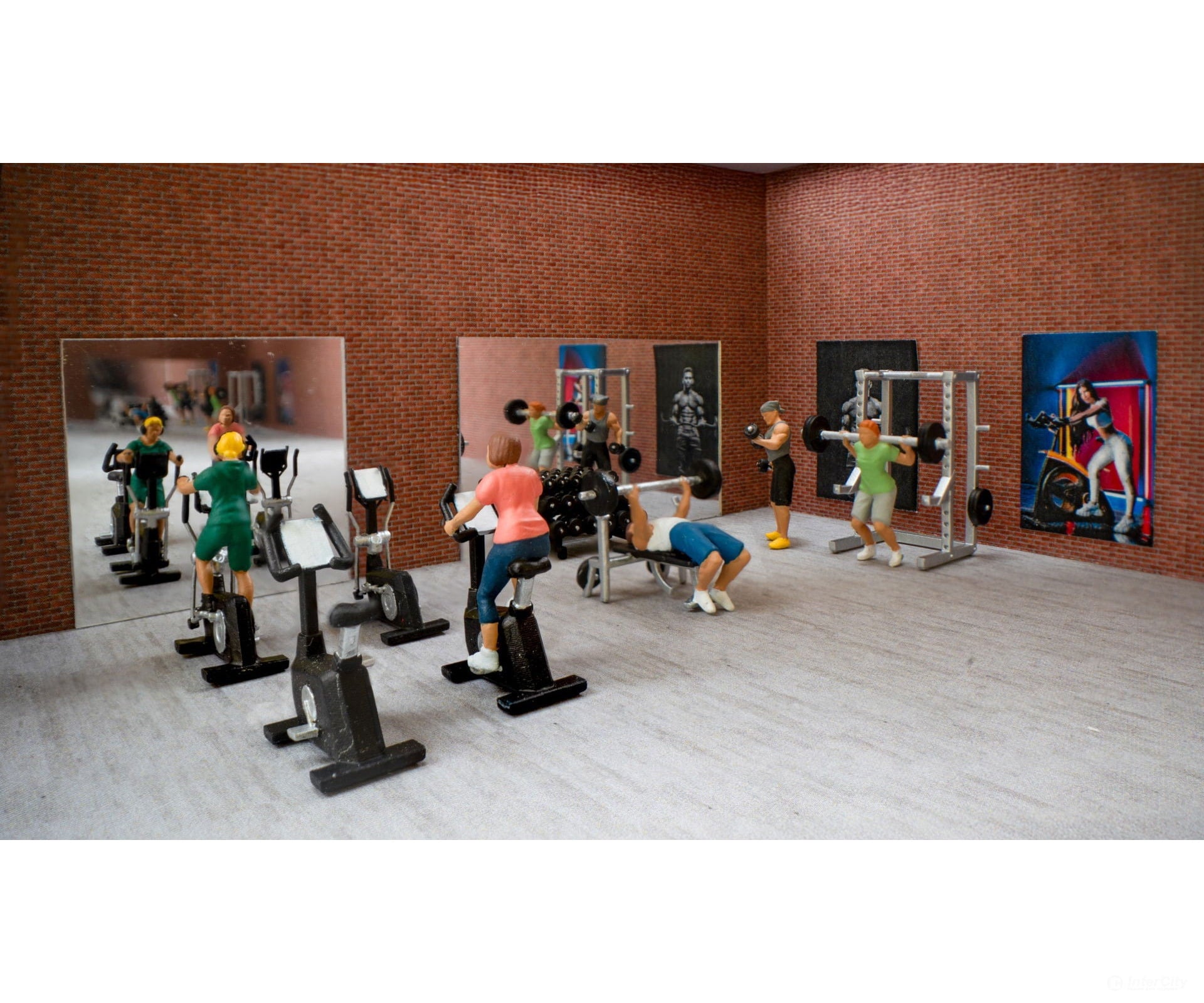 Noch 16292 HO Themed Figures Set Gym Figures