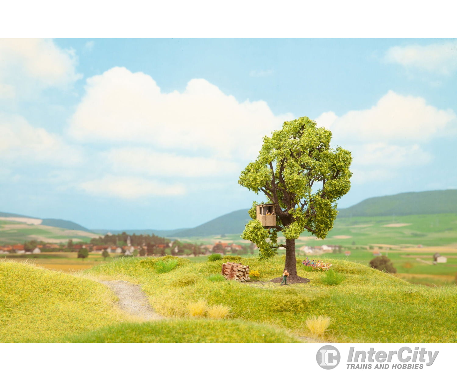 Noch 21767 TT Tree with Treehouse Trees & Vegetation