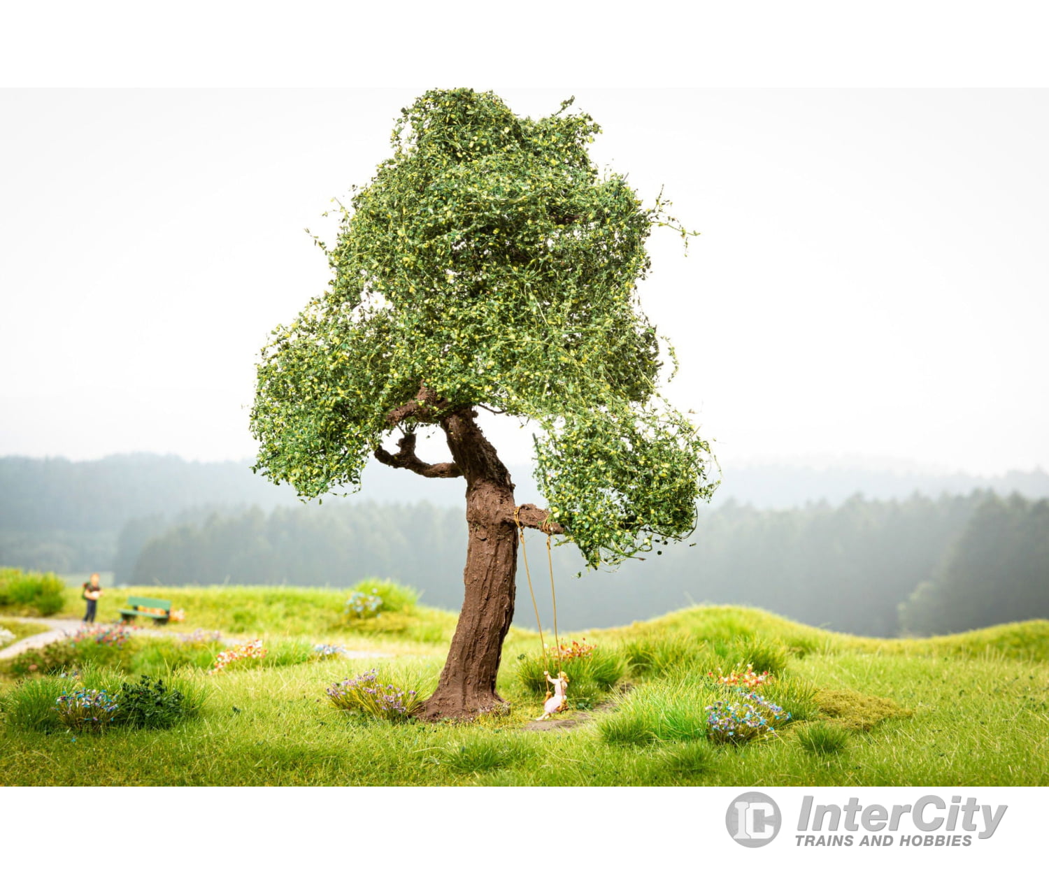 Noch 21768 HO micro-motion Tree with Swing Trees & Vegetation