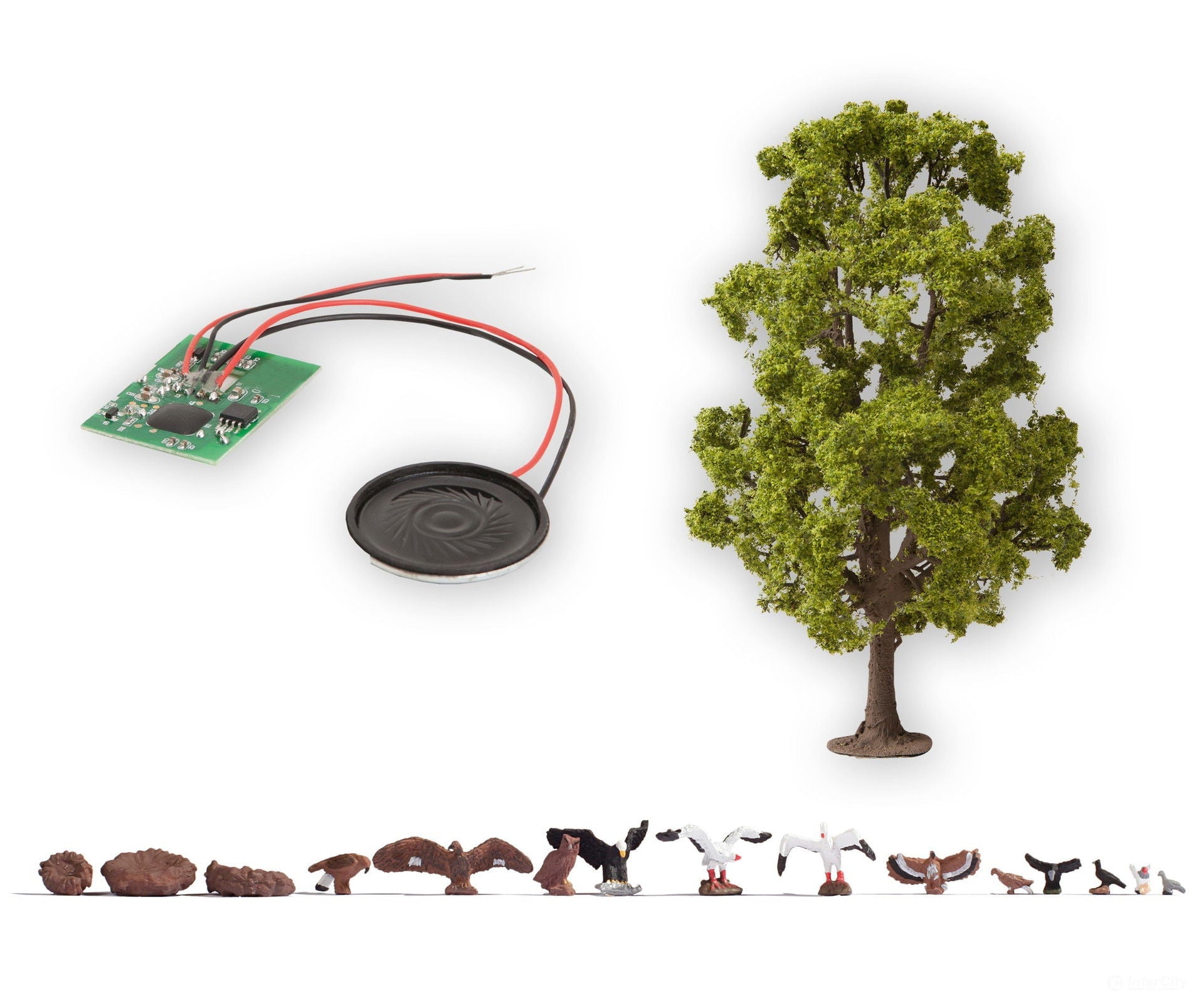 Noch 21782 HO O Lime Tree with Tweeting Birds Trees & Vegetation