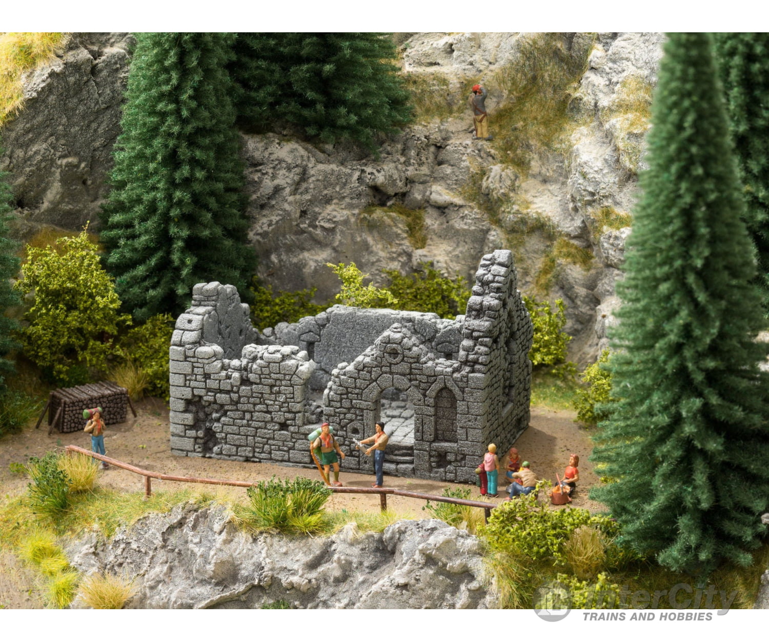 Noch 58611 HO Chapel Ruin Structures