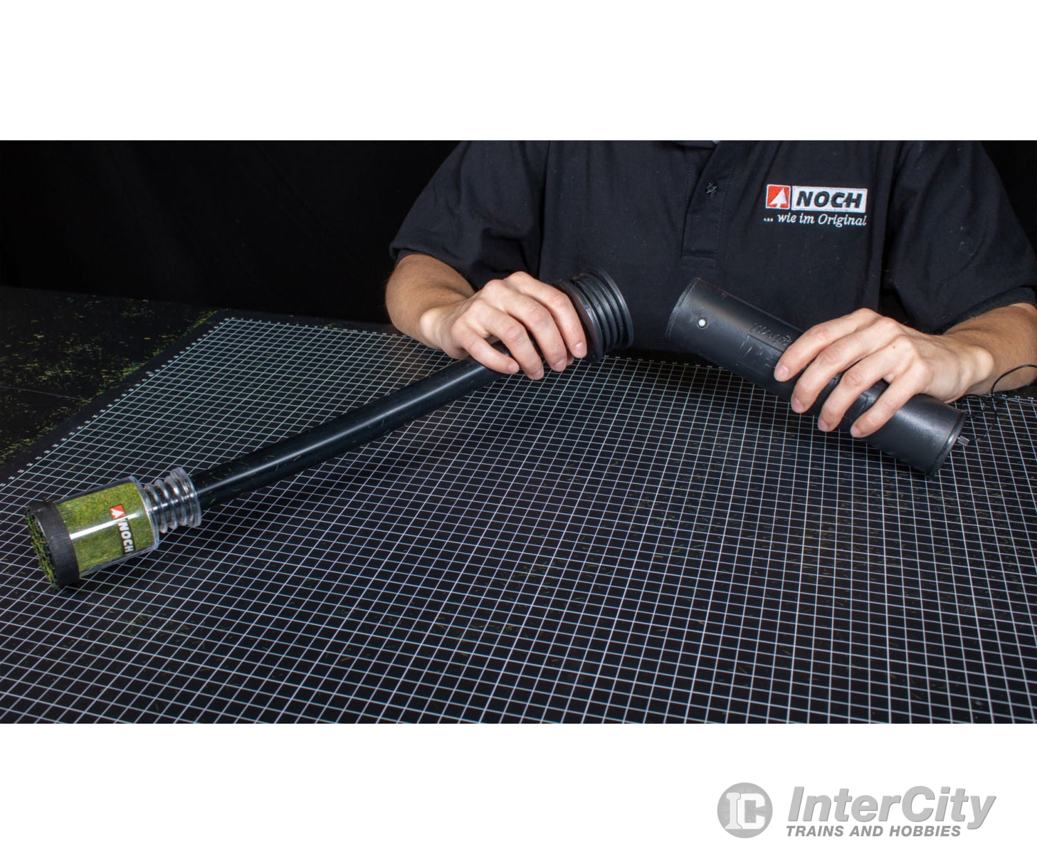 Noch 60128 Detail Flocker Static Grass & Applicators