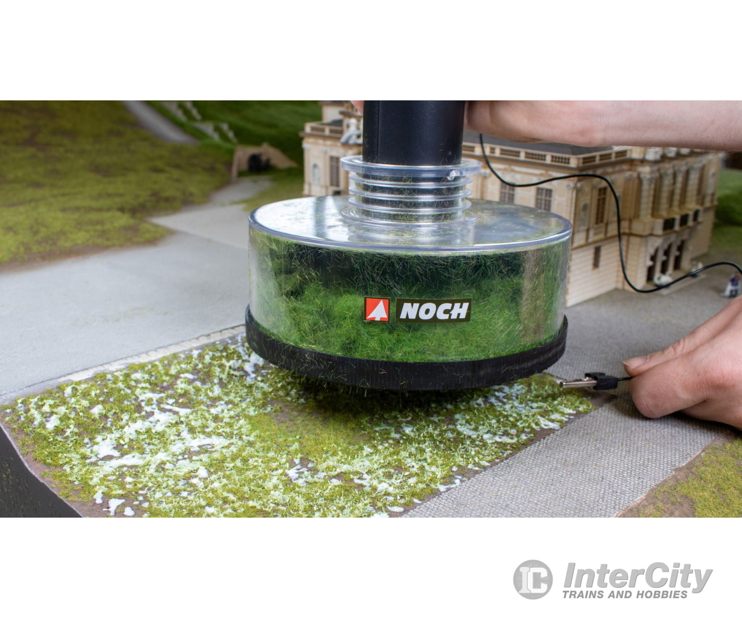 Noch 60129 XL Flock Change Container Static Grass & Applicators