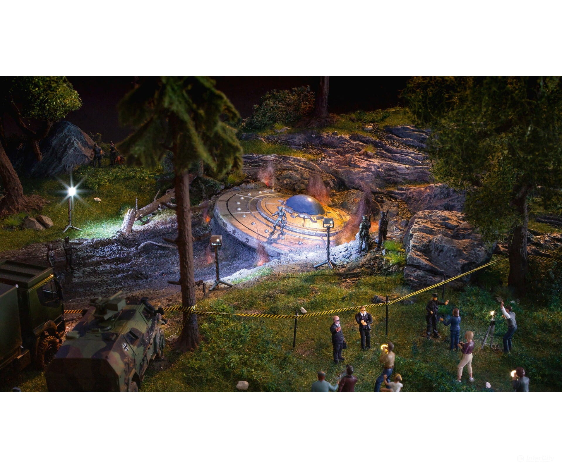 Noch 60765 HO TT N UFO Crash Other Scenery