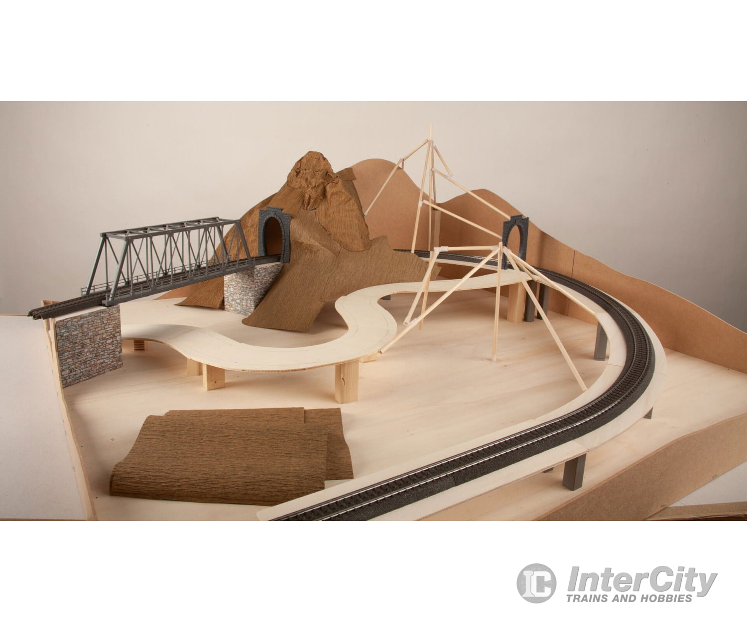 Noch 60804 HO Starter Set Model Railway Layout Construction Landform Building