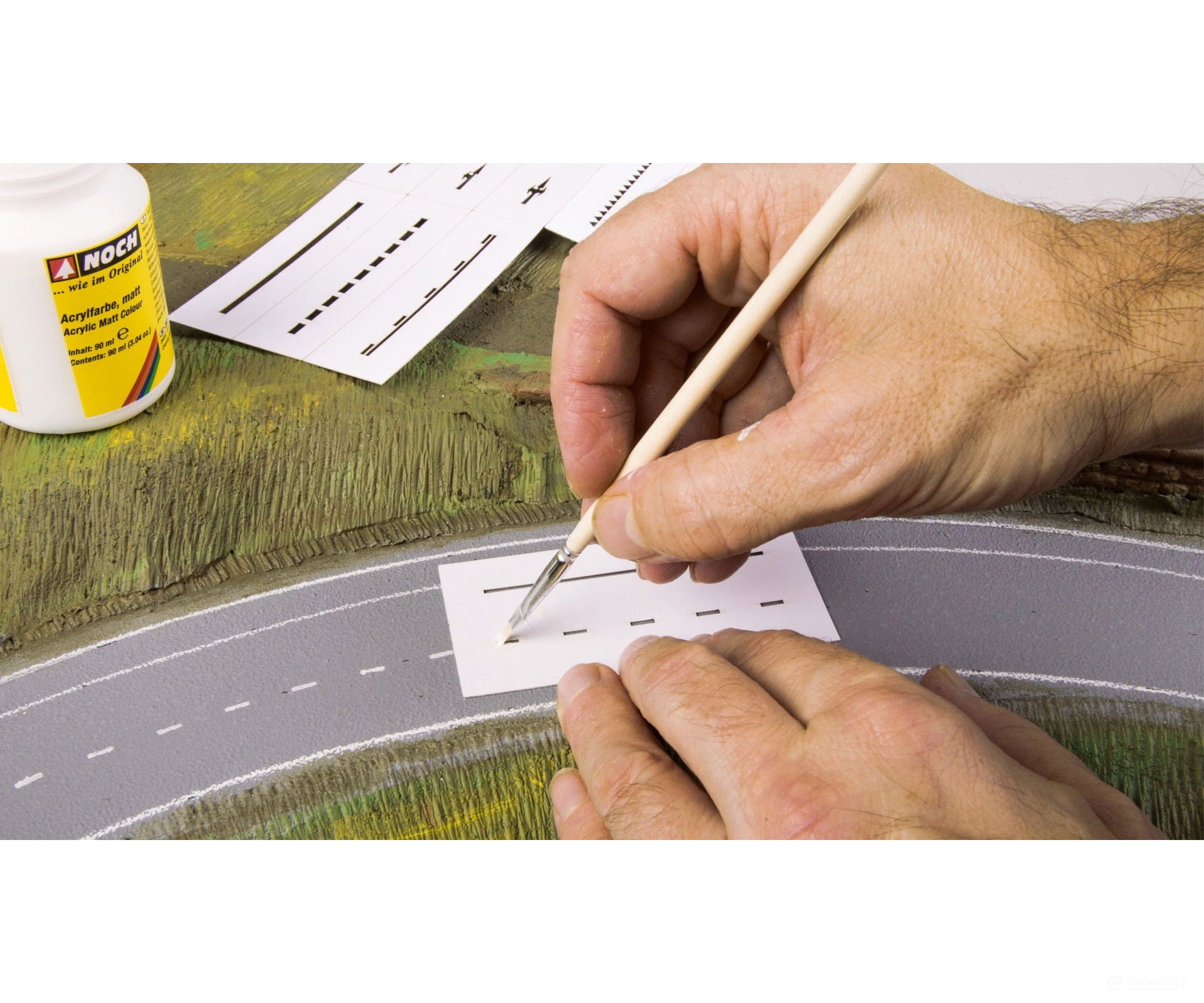 Noch 60817 HO TT N Perfect Set ’Road’ Landform Building