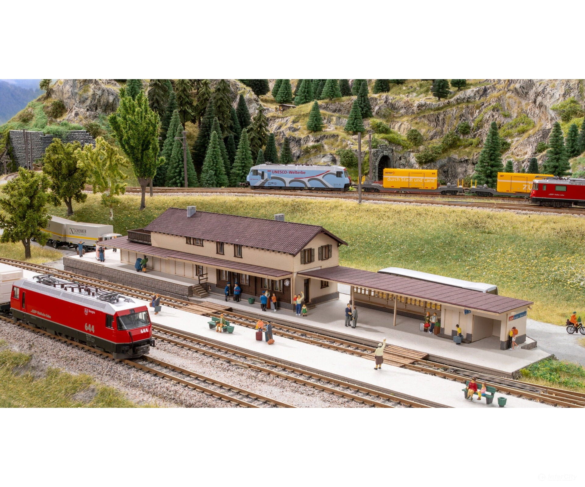 Noch 63005 N ‘Bergün’ Station Gauge N Structures