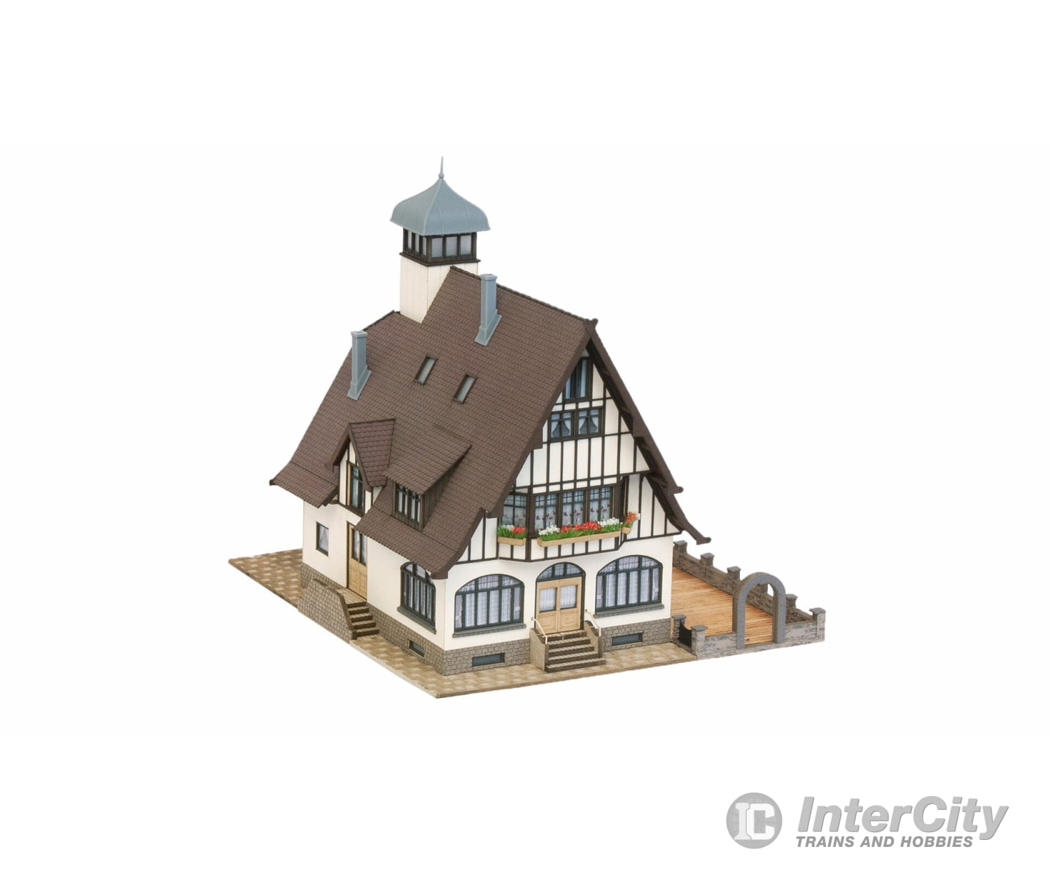 Noch 66401 HO Tavern with Beer Garden Structures