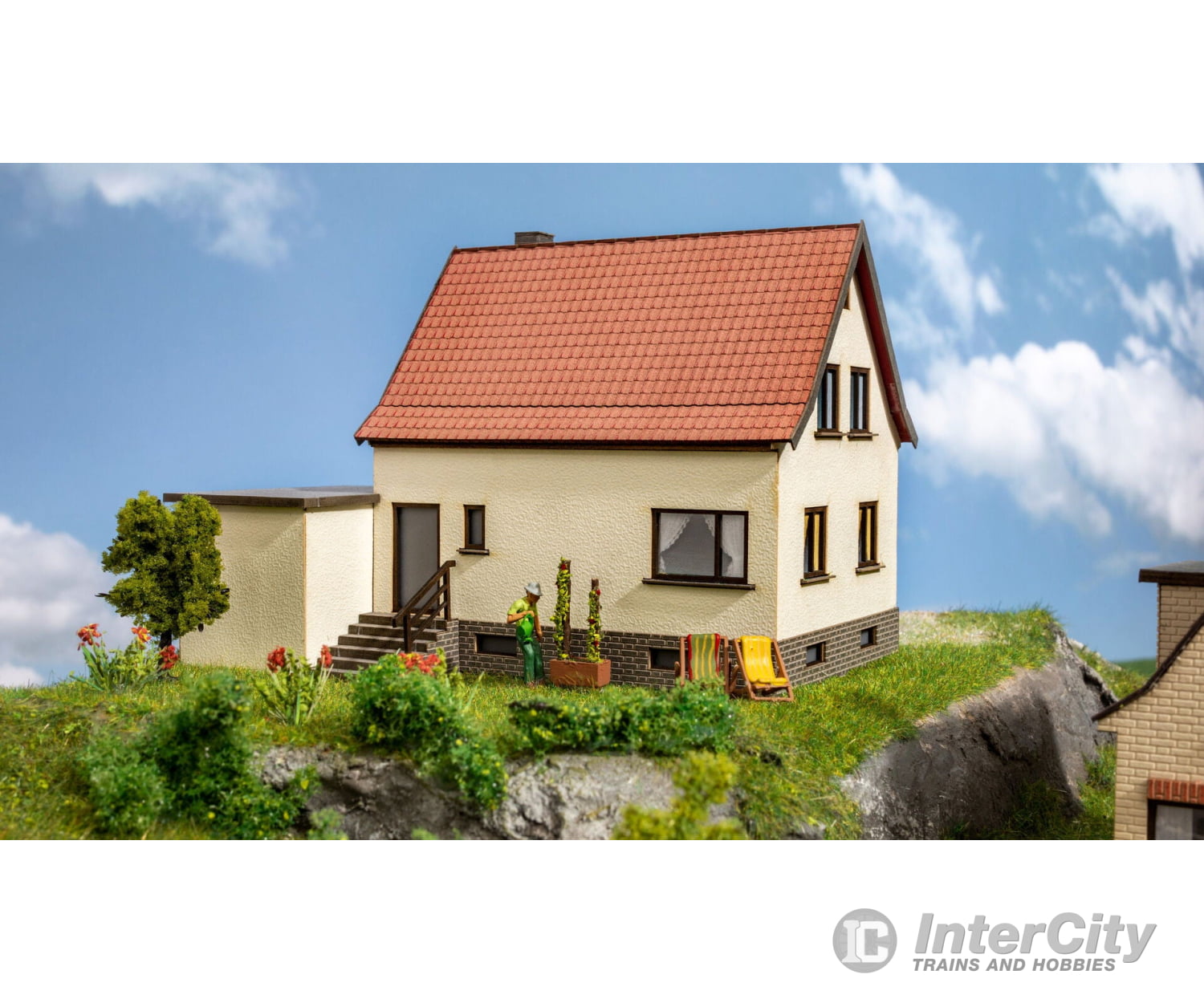 Noch 66606 HO Residential house with Garag Structures