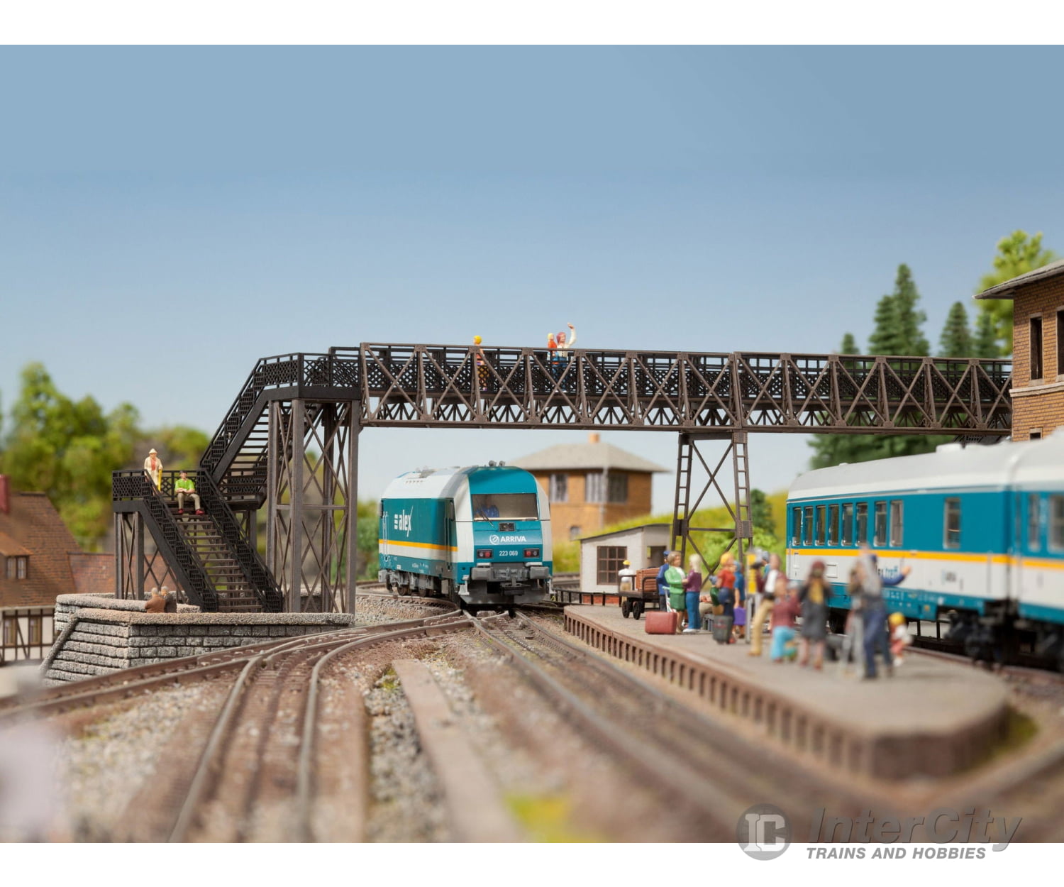 Noch 67070 HO Footbridge Tunnels & Bridges