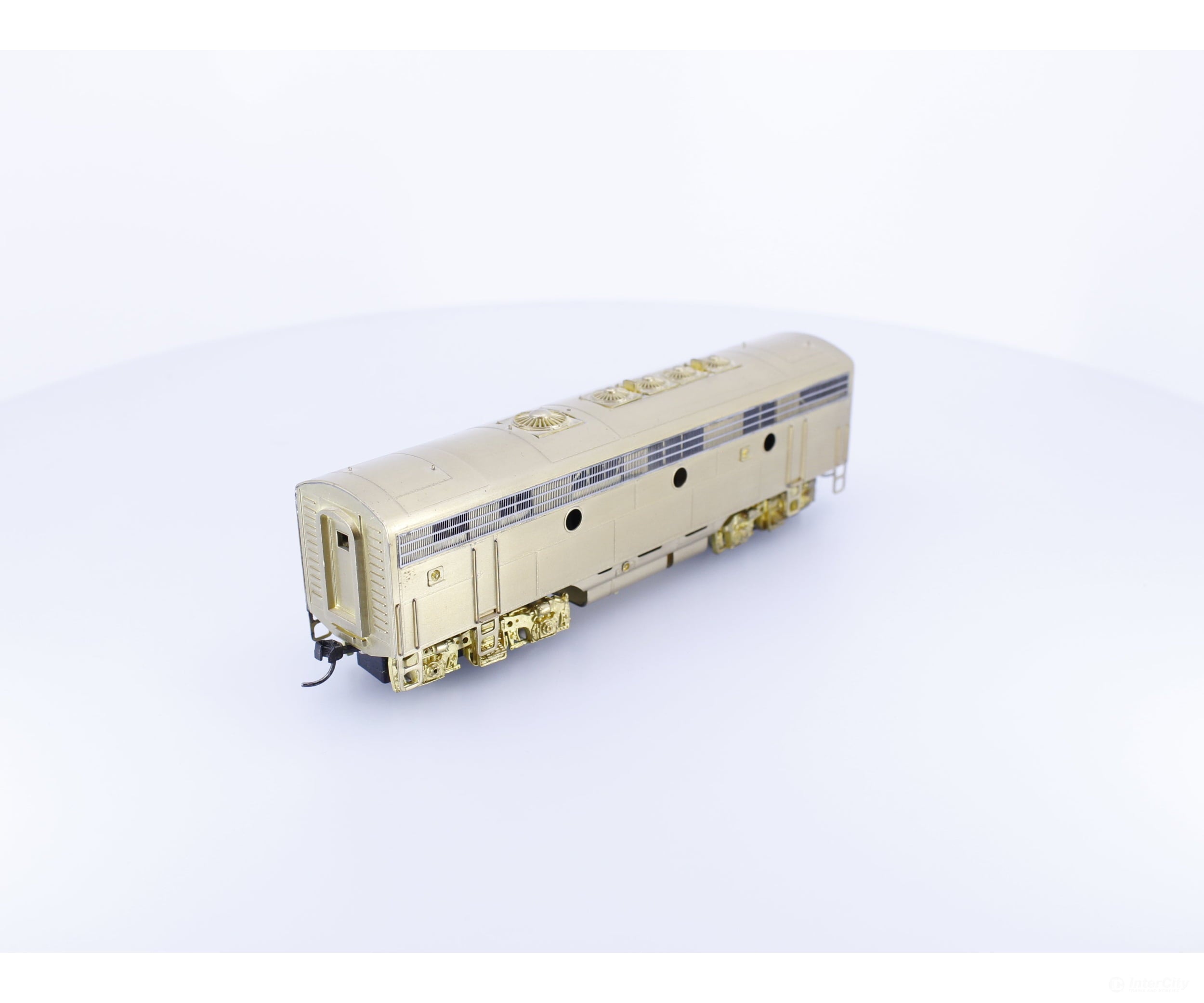 Oriental/Samhongsa HO Brass CPR EMD F7B Phase II. Undecorated (SS-190) - Locomotives