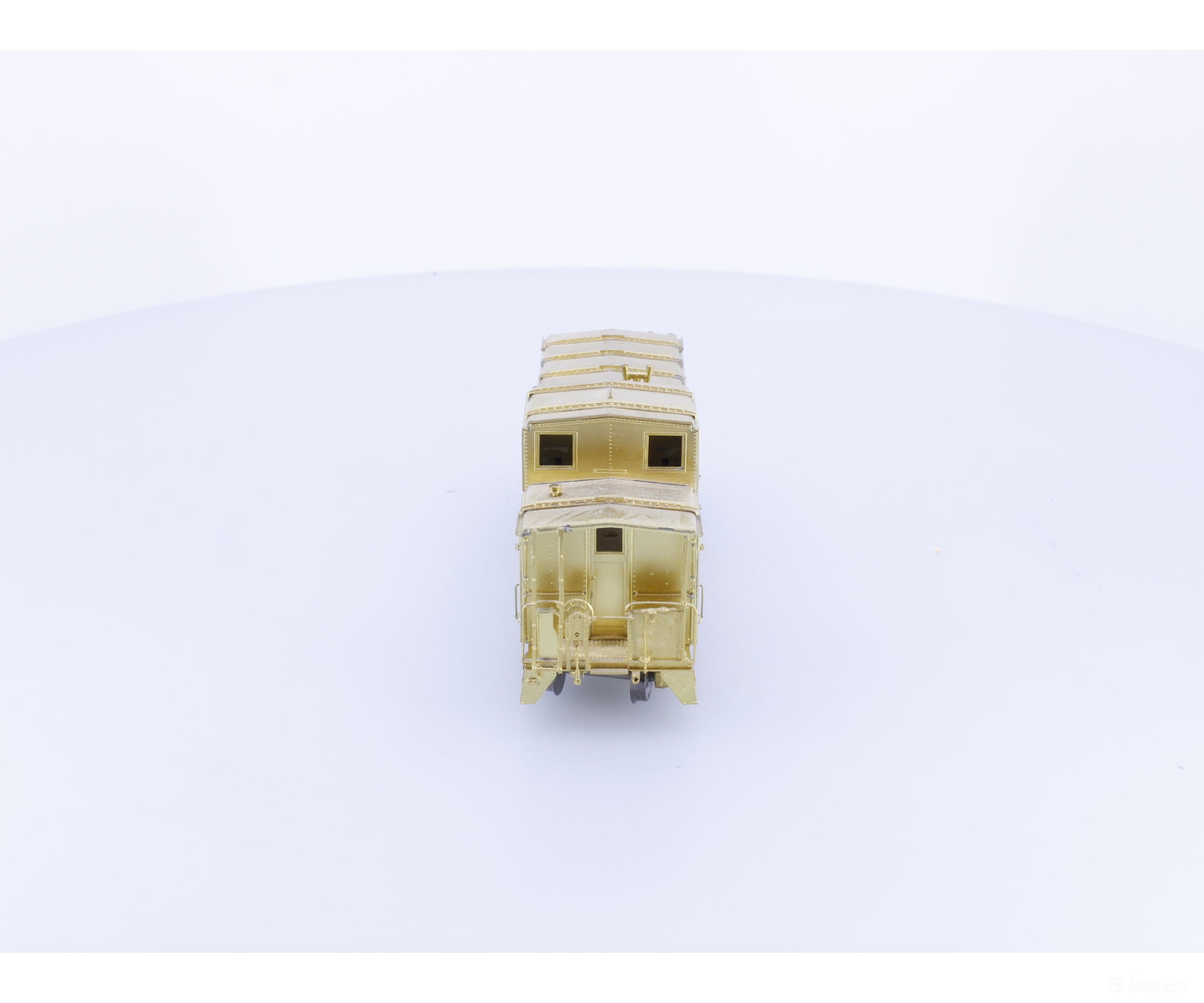 Overland 3814 HO Brass Steel Caboose Diagonal Raised Roof Panel Large Cupola End and Side Windows Canadian Pacific (CP)