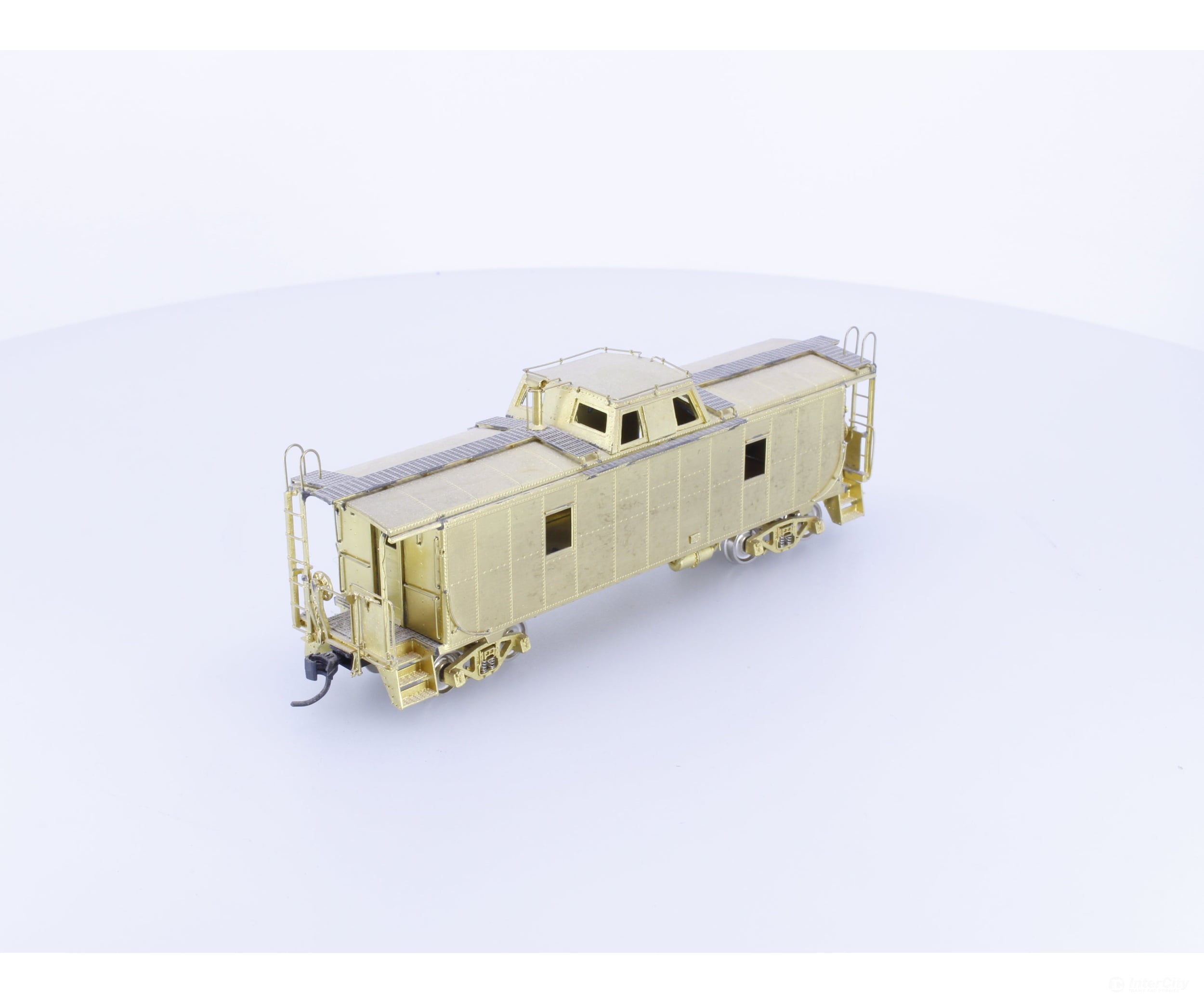 Overland 3817 HO Brass 1953 Built Steel Slanted Streamlined Centered Cupola Caboose Canadian Pacific (CP) - Freight Cars