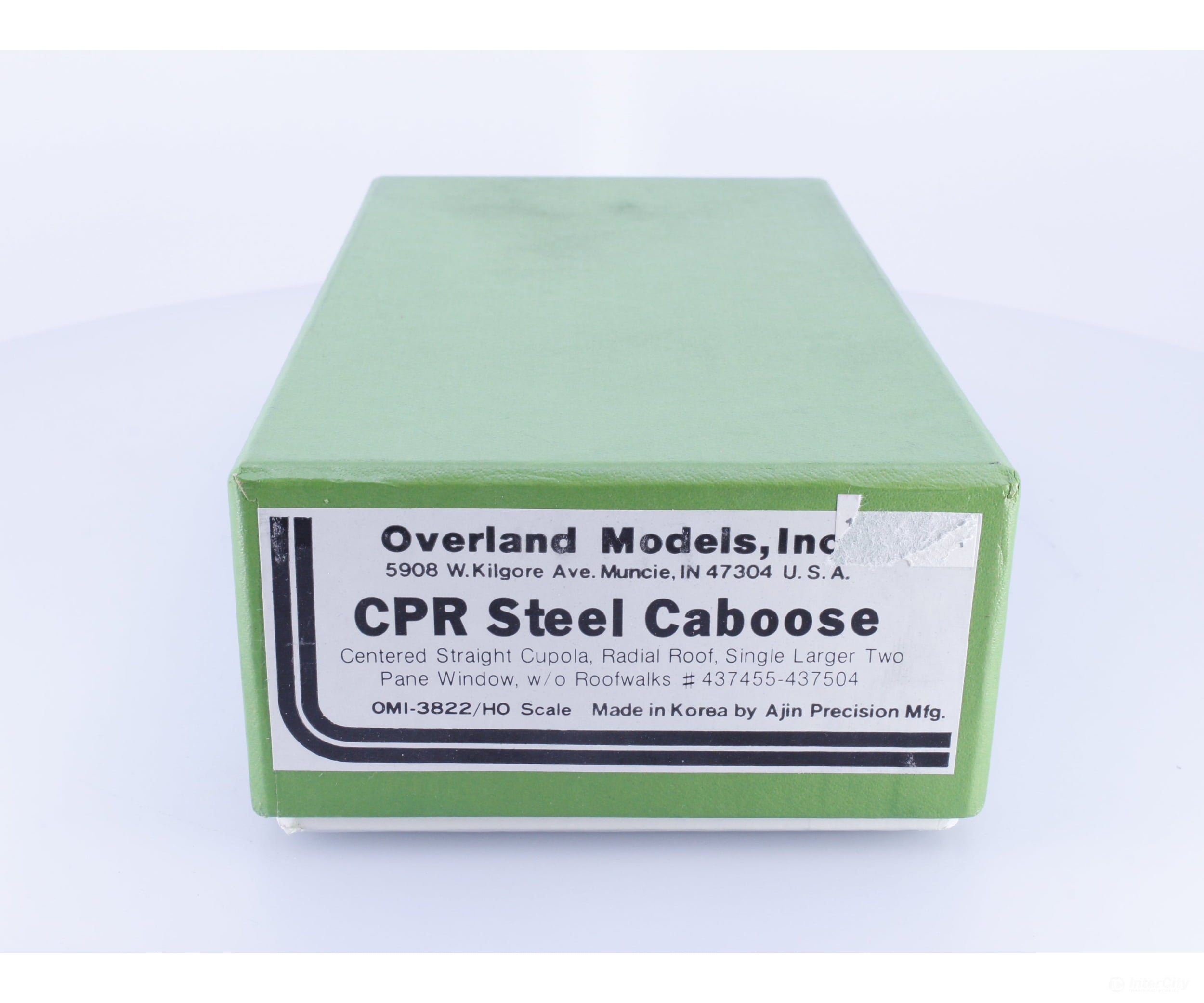 Overland 3822 HO Brass Steel Caboose Centered Straight Cupola Radial Roof Canadian Pacific (CP) - Freight Cars