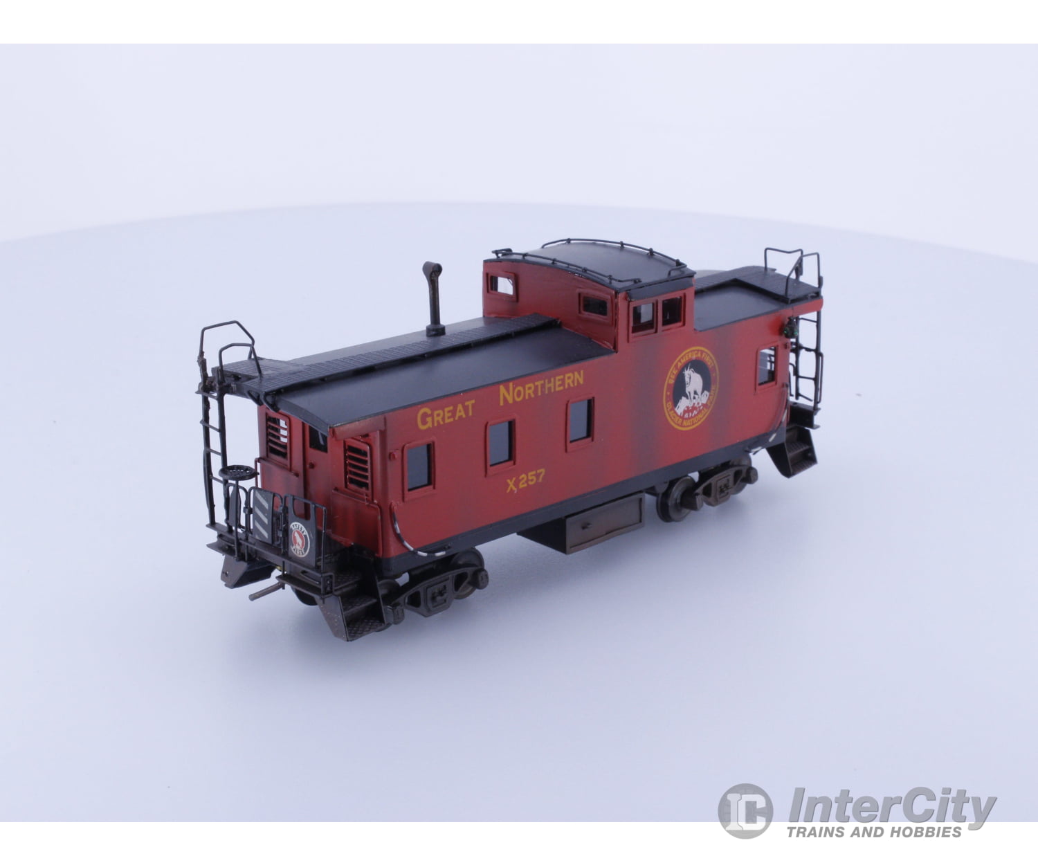 Overland GN1945CAB HO Painted Brass 1945 Steel Caboose Great Northern (GN) 1945 Freight Cars