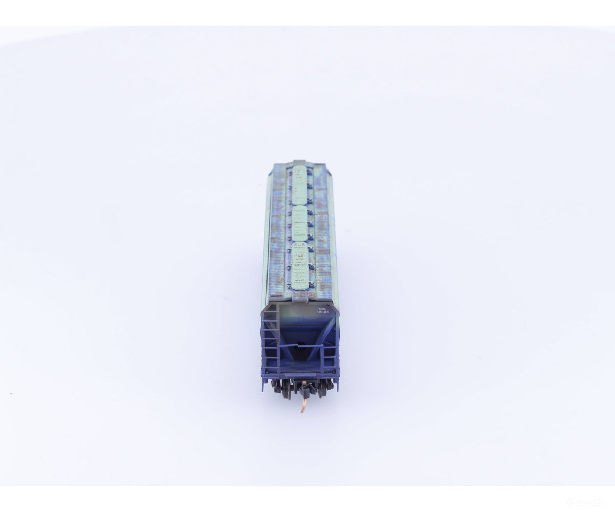 Pacific Western Rail Systems 09492035 N Weathered 3 Bay Covered Hopper Montana Rail Link (MRL) 50032 - Freight Cars