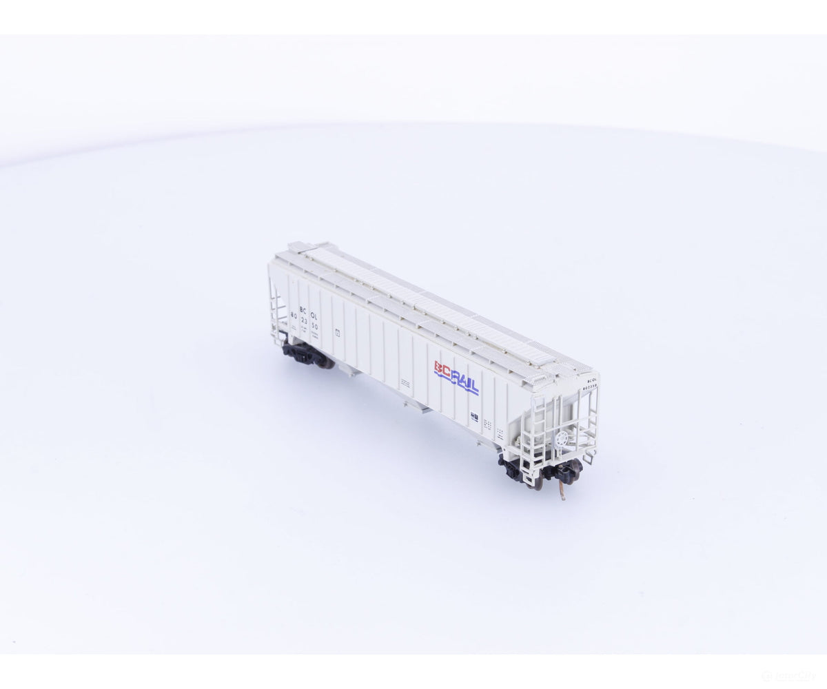 Pacific Western Rail Systems 1026A N 3 Bay PS2 Covered Hopper BC Rail (BCOL) 802350 - Freight Cars