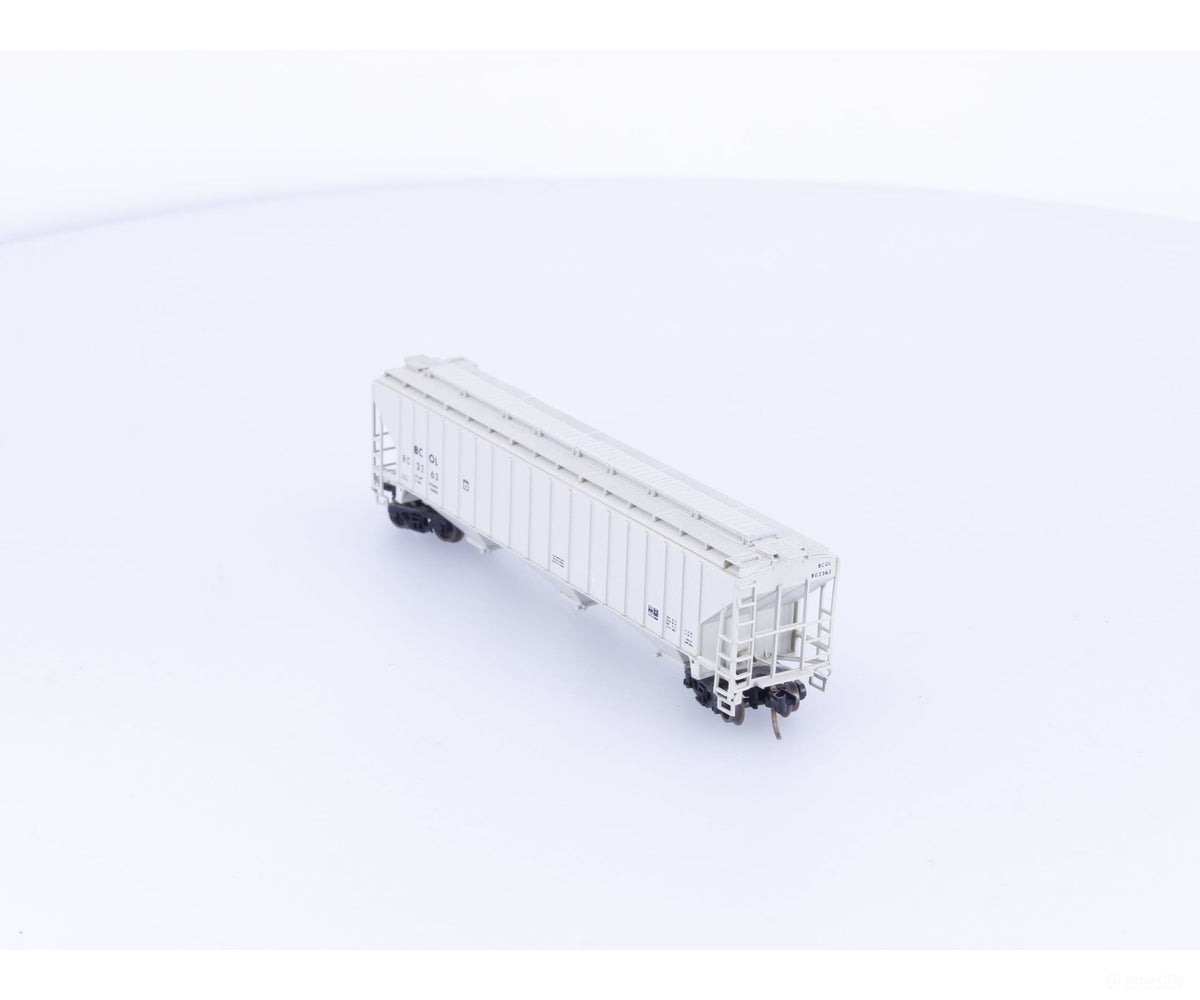 Pacific Western Rail Systems 1026B N 3 Bay PS2 Covered Hopper BC Rail (BCOL) 802363 - Freight Cars
