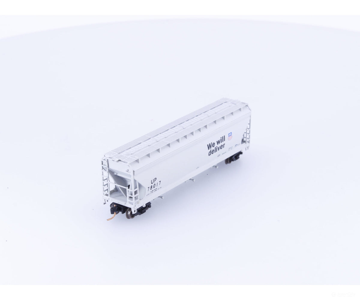 Pacific Western Rail Systems 1084H N 3 Bay ACF Covered Hopper Union Pacific (UP) 78017 - Freight Cars